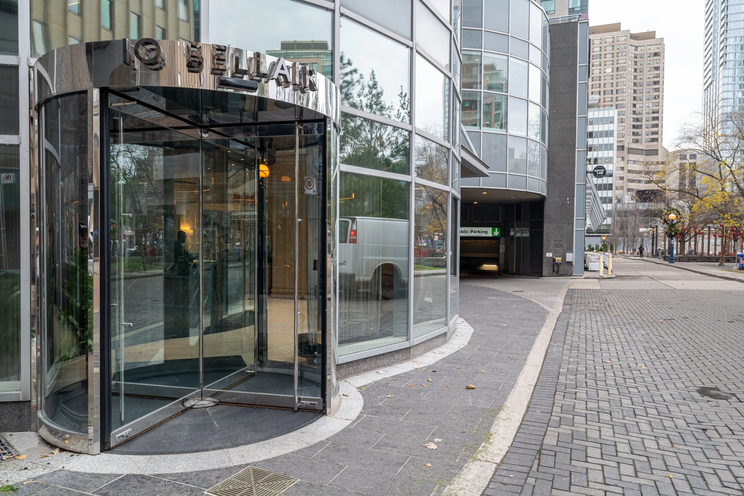 U1403  10 Bellair St, Toronto - 009.jpg