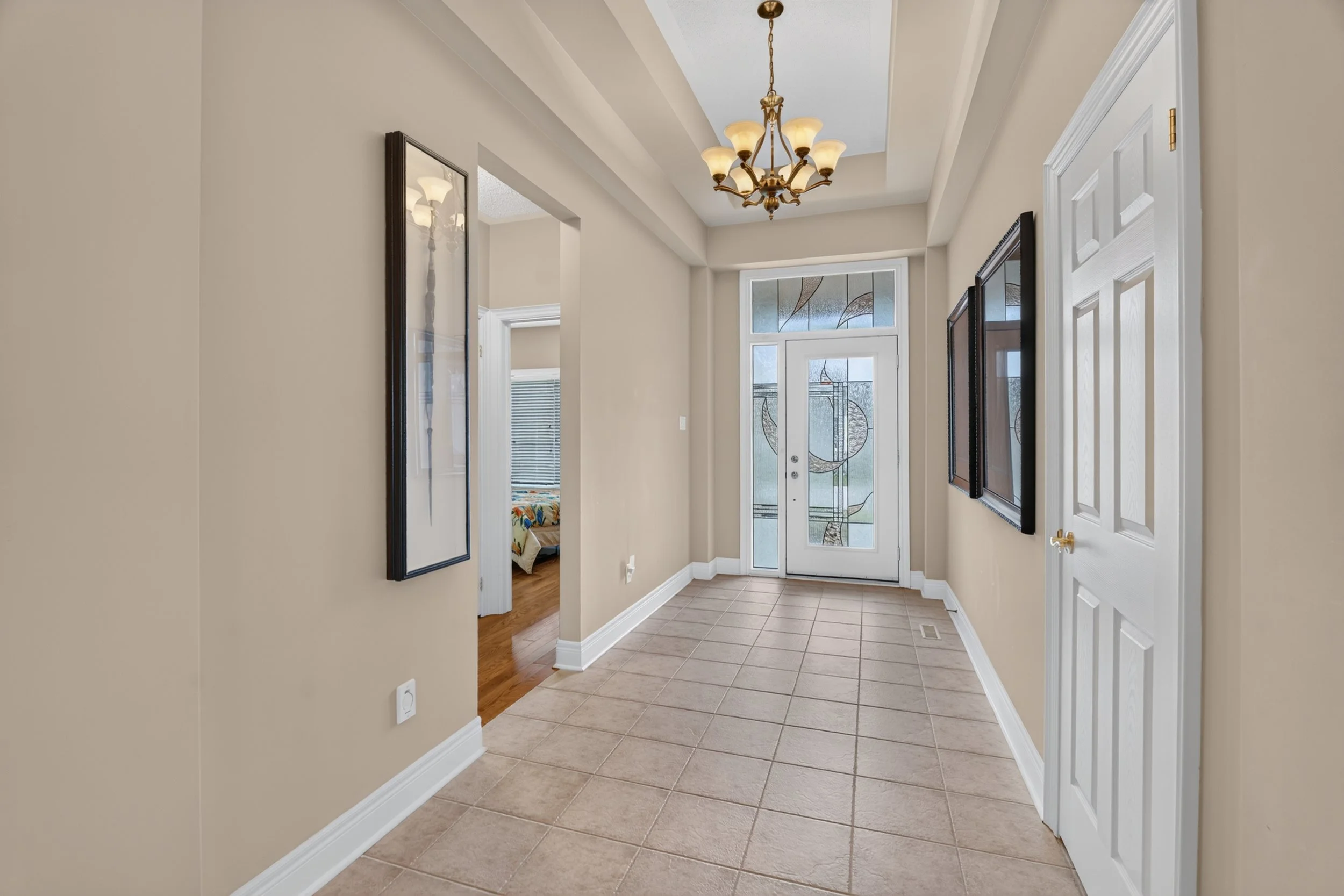Frameless - 76 McDermott Trail - 009.jpg