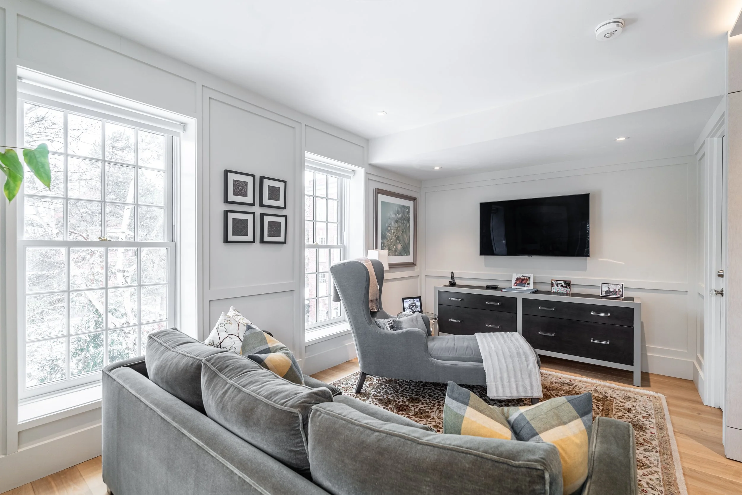 Frameless - 94 Cresent Rd - 028.jpg