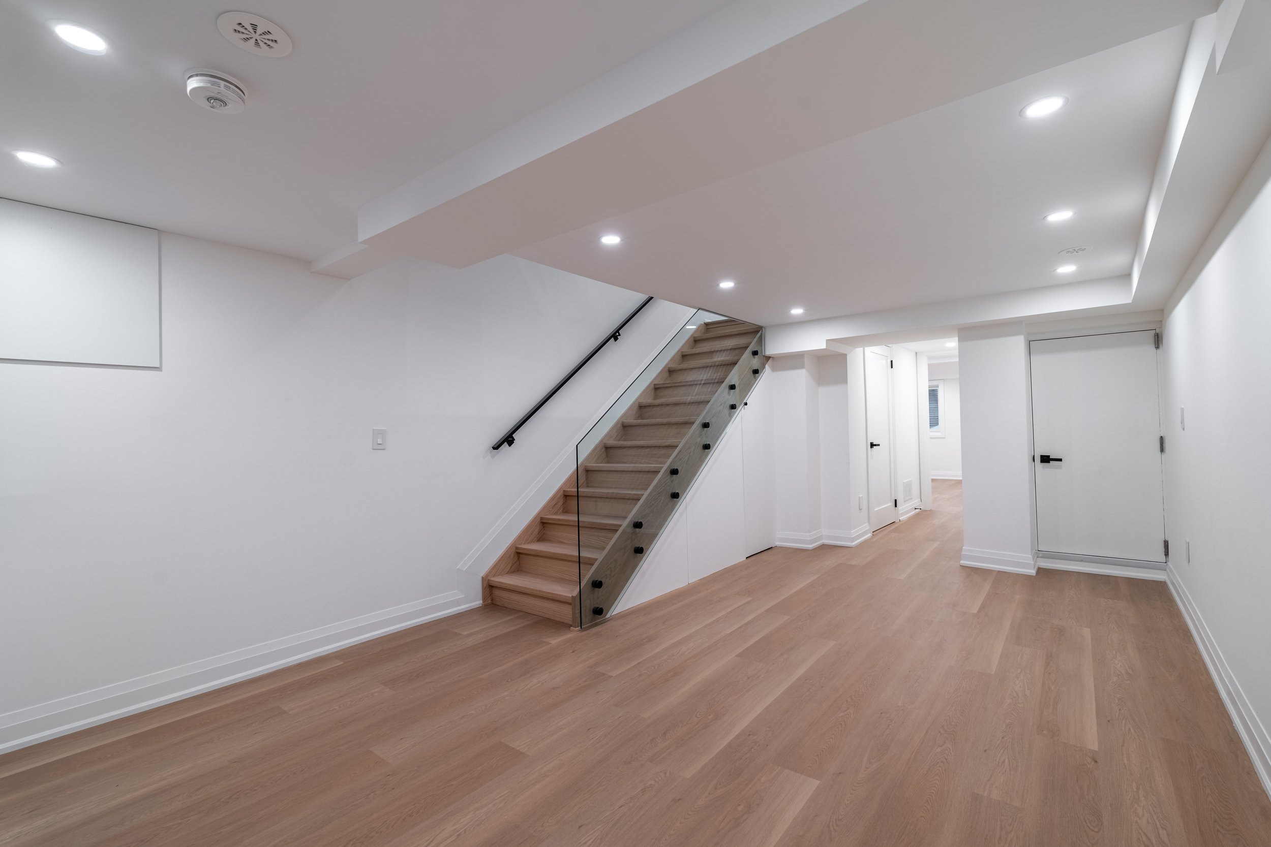 Frameless - 283 Euclid Ave - 037.jpg