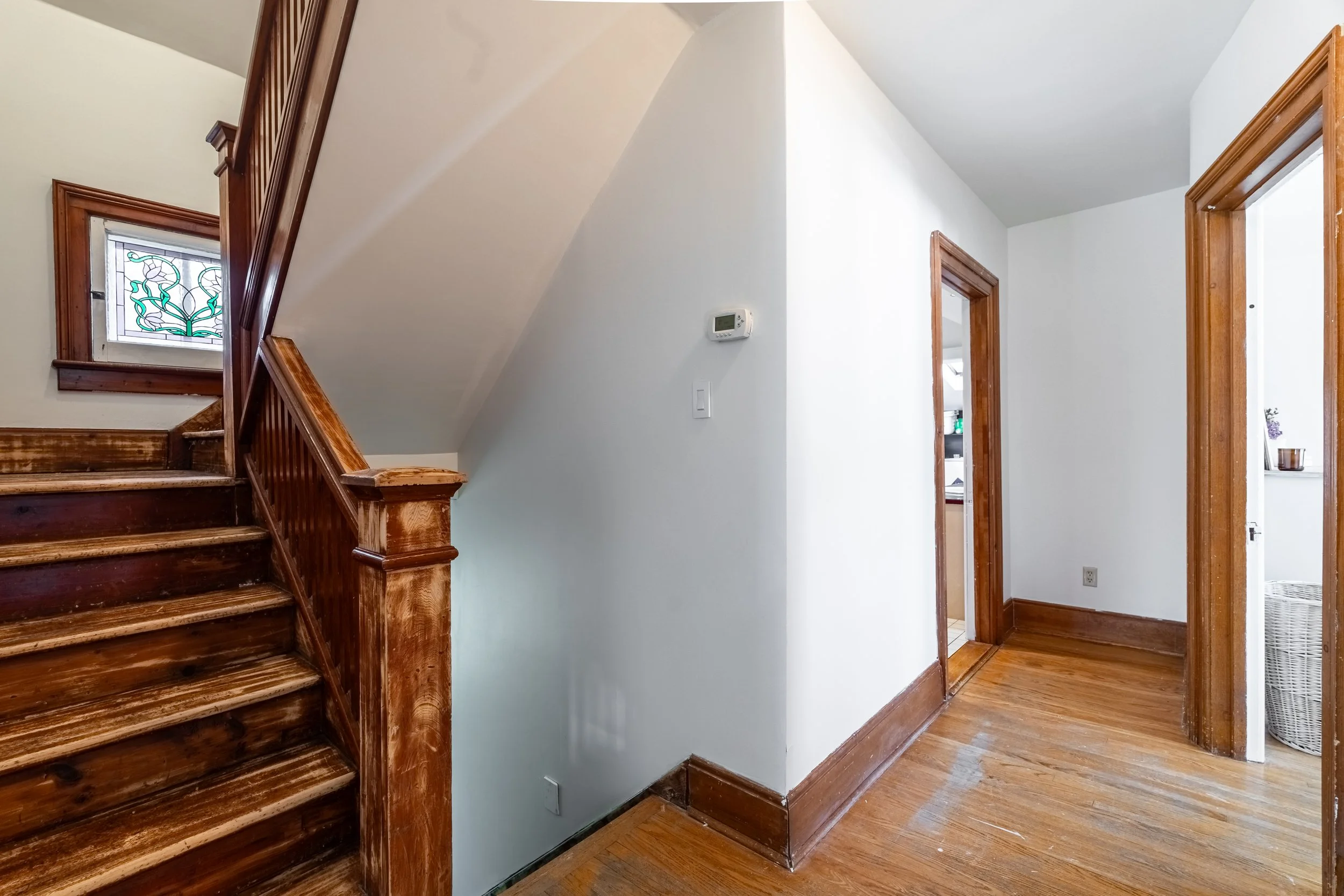 Framless - 6038 Main St - 044.jpg