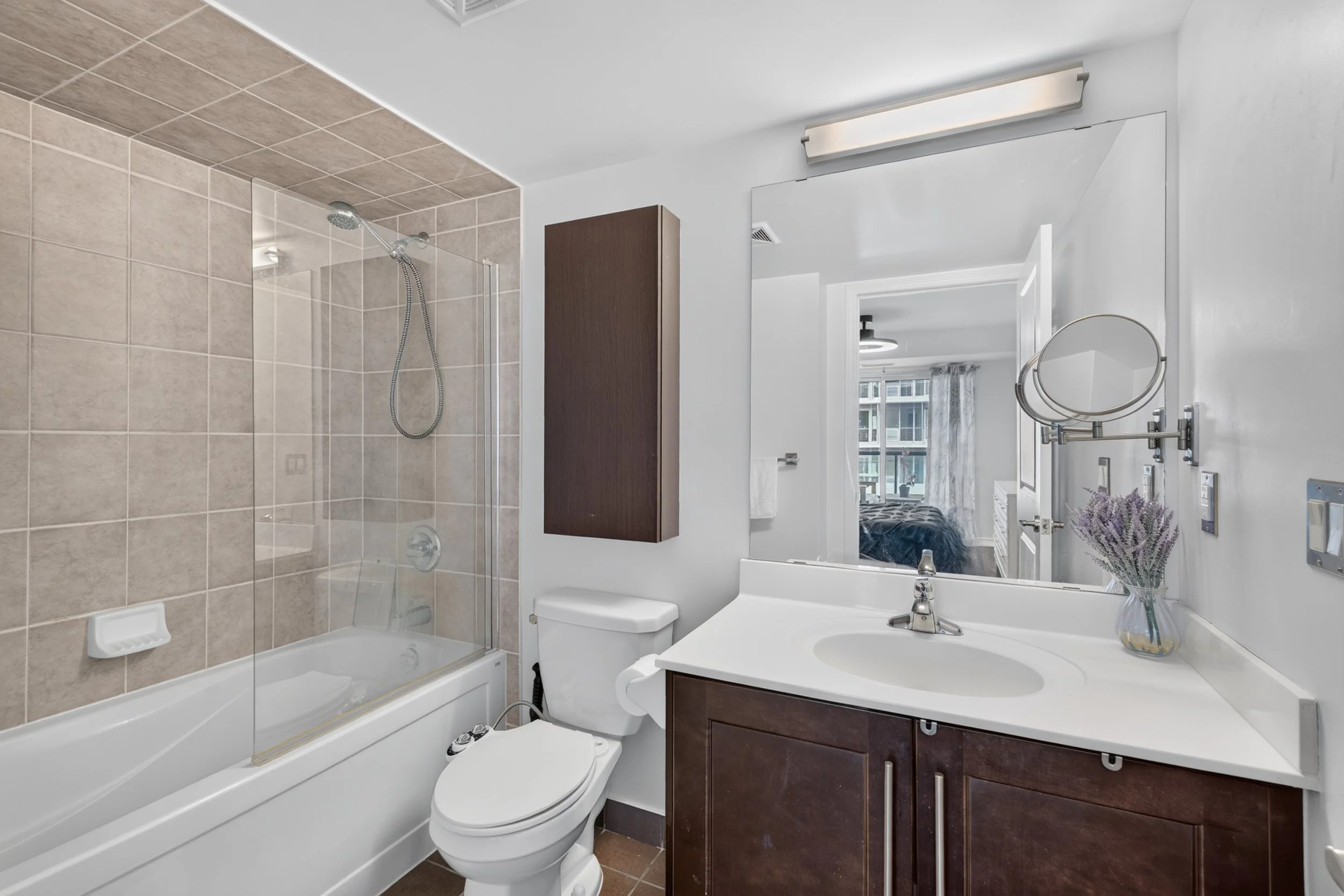 Frameless - 1203 18 Harding Blvd - 027.jpg