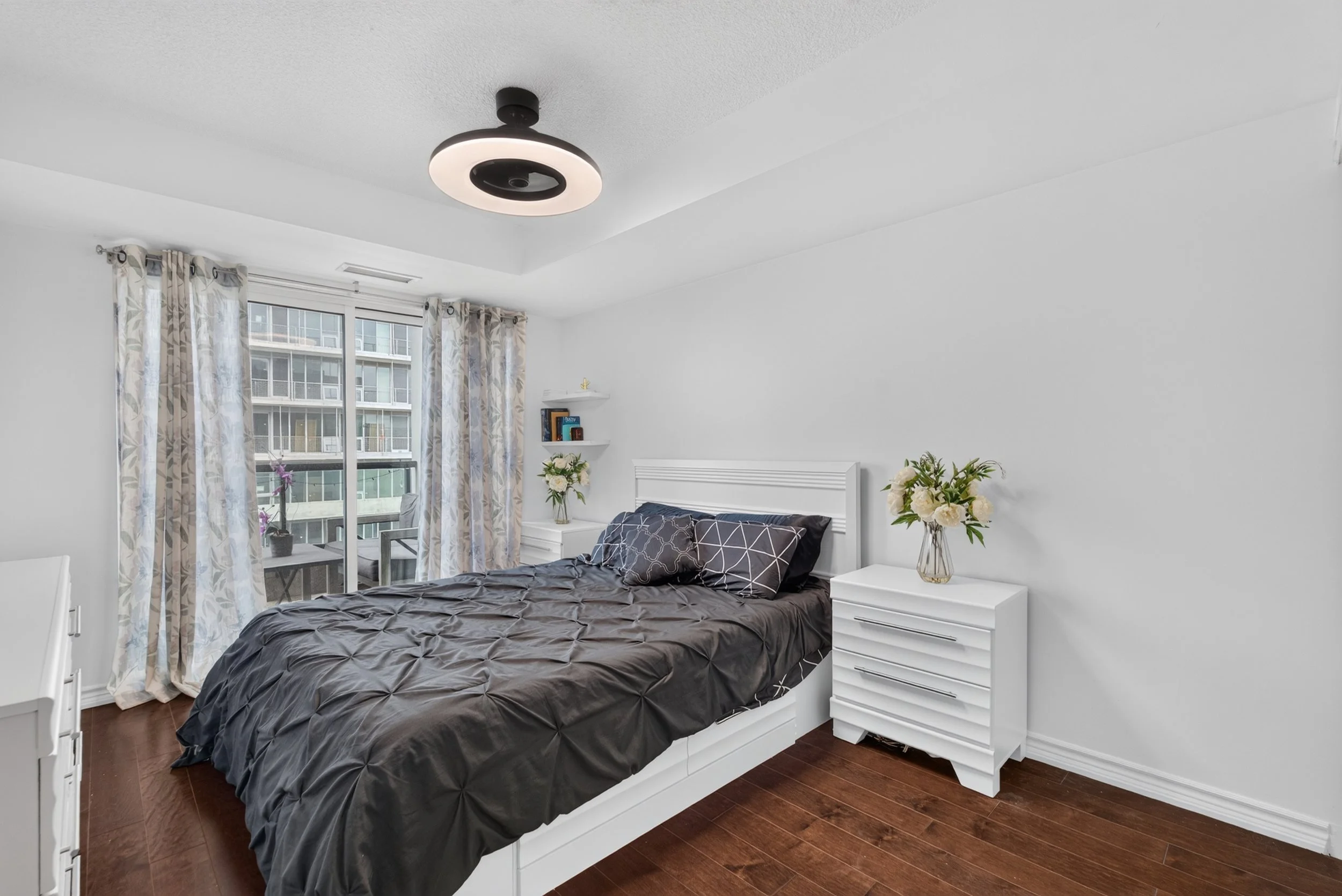 Frameless - 1203 18 Harding Blvd - 024.jpg