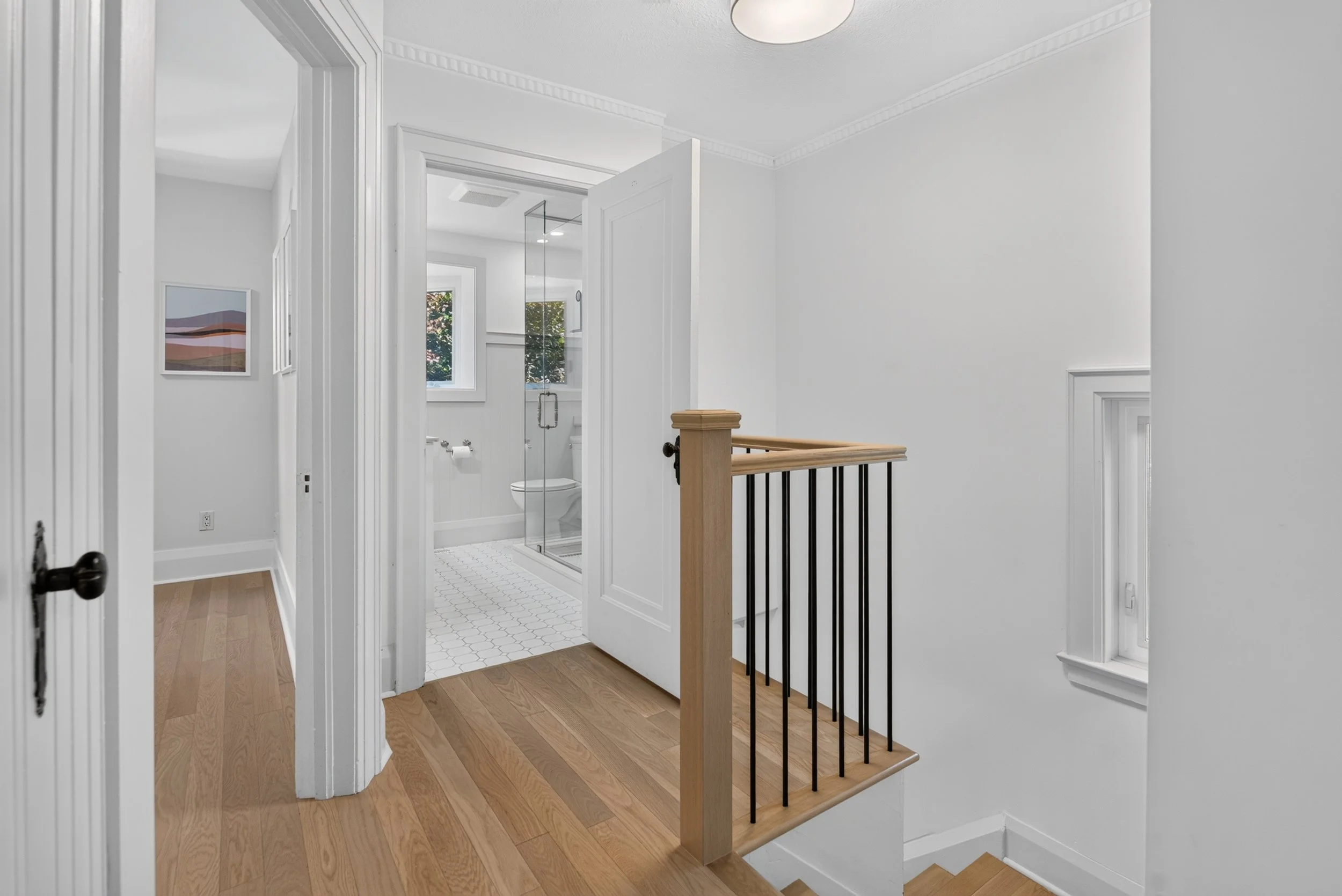 Frameless - 521 Sutherland - 038.jpg