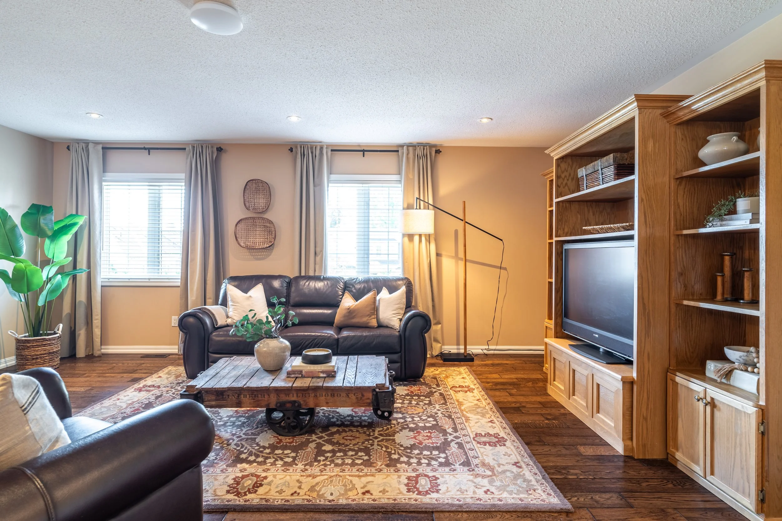 Frameless - 55 Meadow's End - 043.jpg