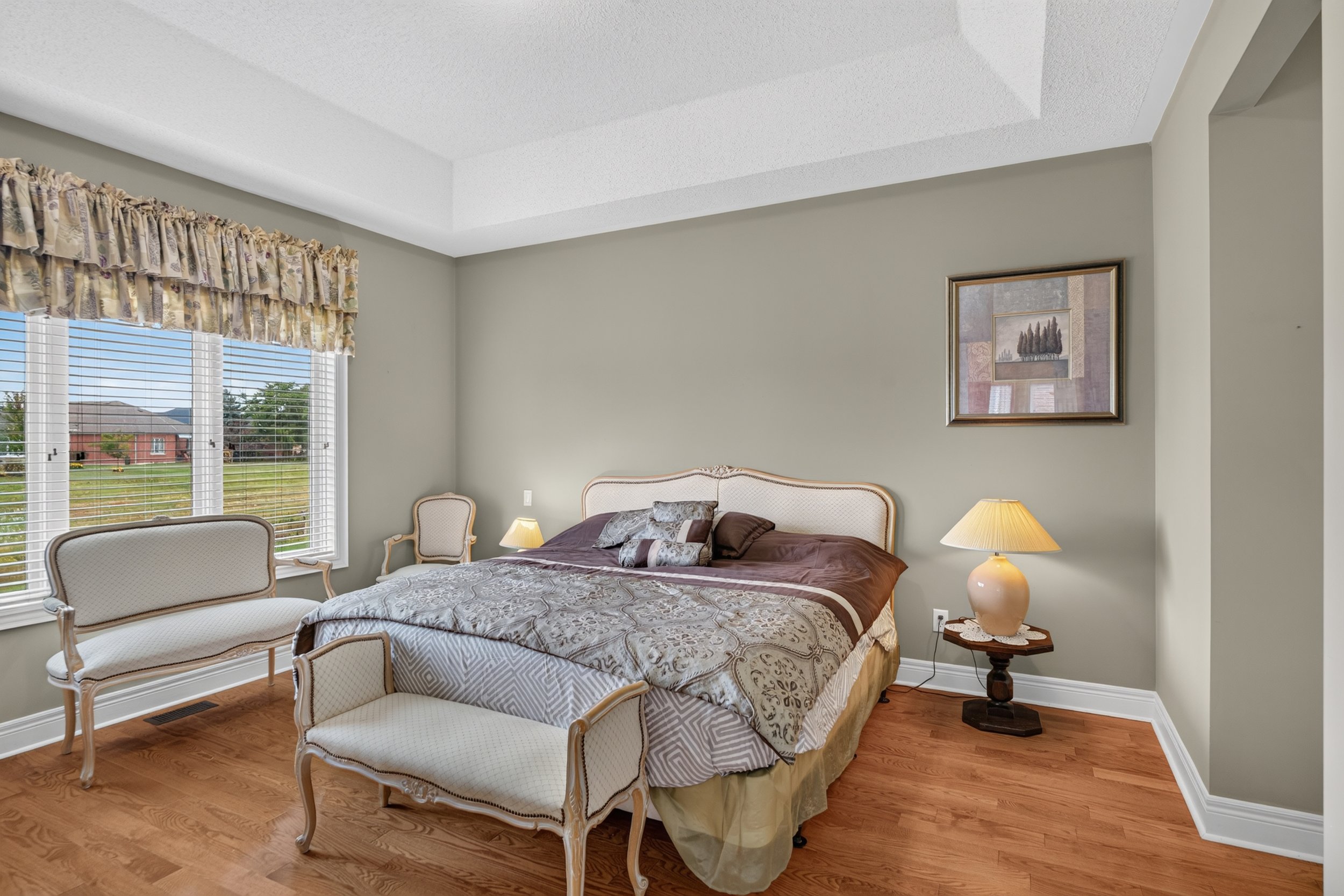 Frameless - 76 McDermott Trail - 027.jpg