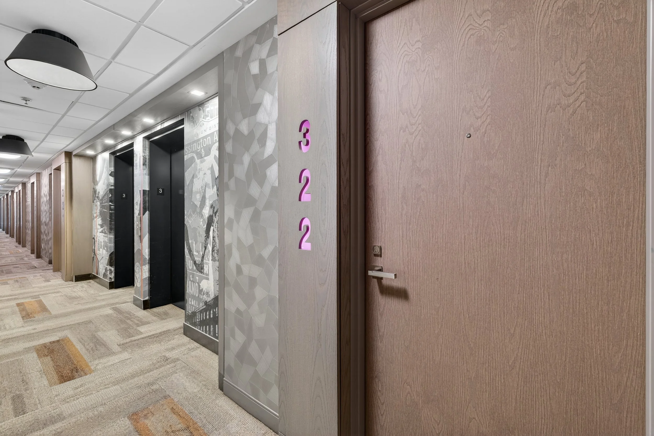 Frameless - 322 109 Ossington Ave -  026.jpg