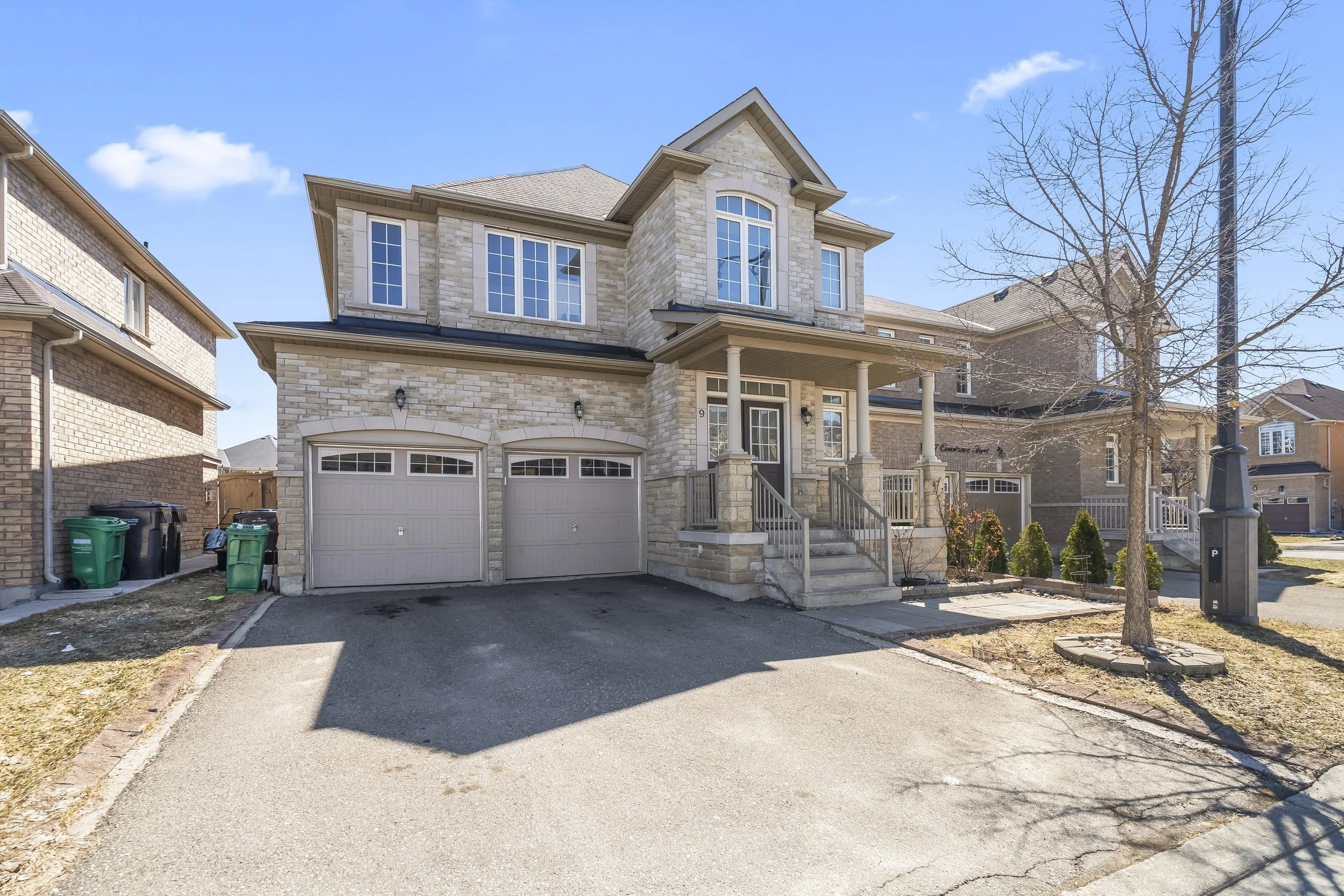 Frameless - 9 Constance St - 003.jpg