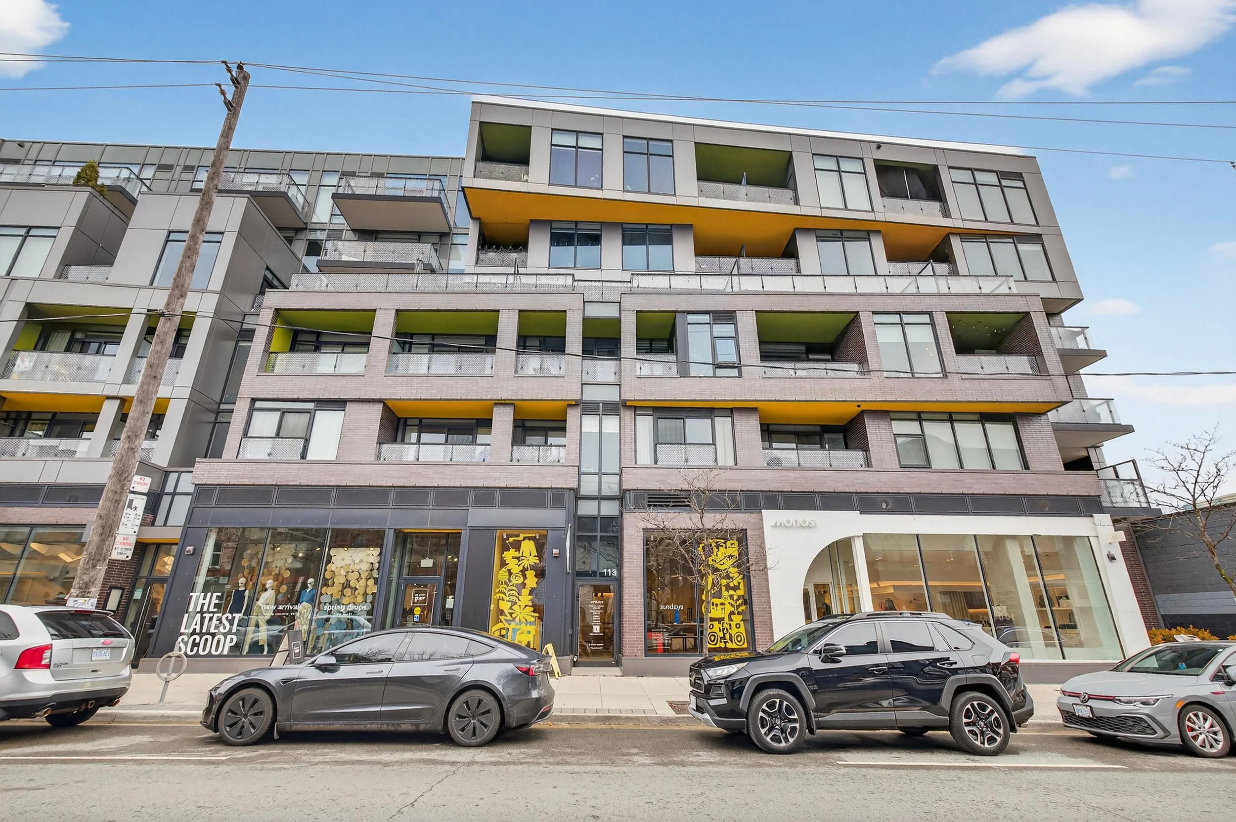 Frameless - 322 109 Ossington Ave -  002.jpg