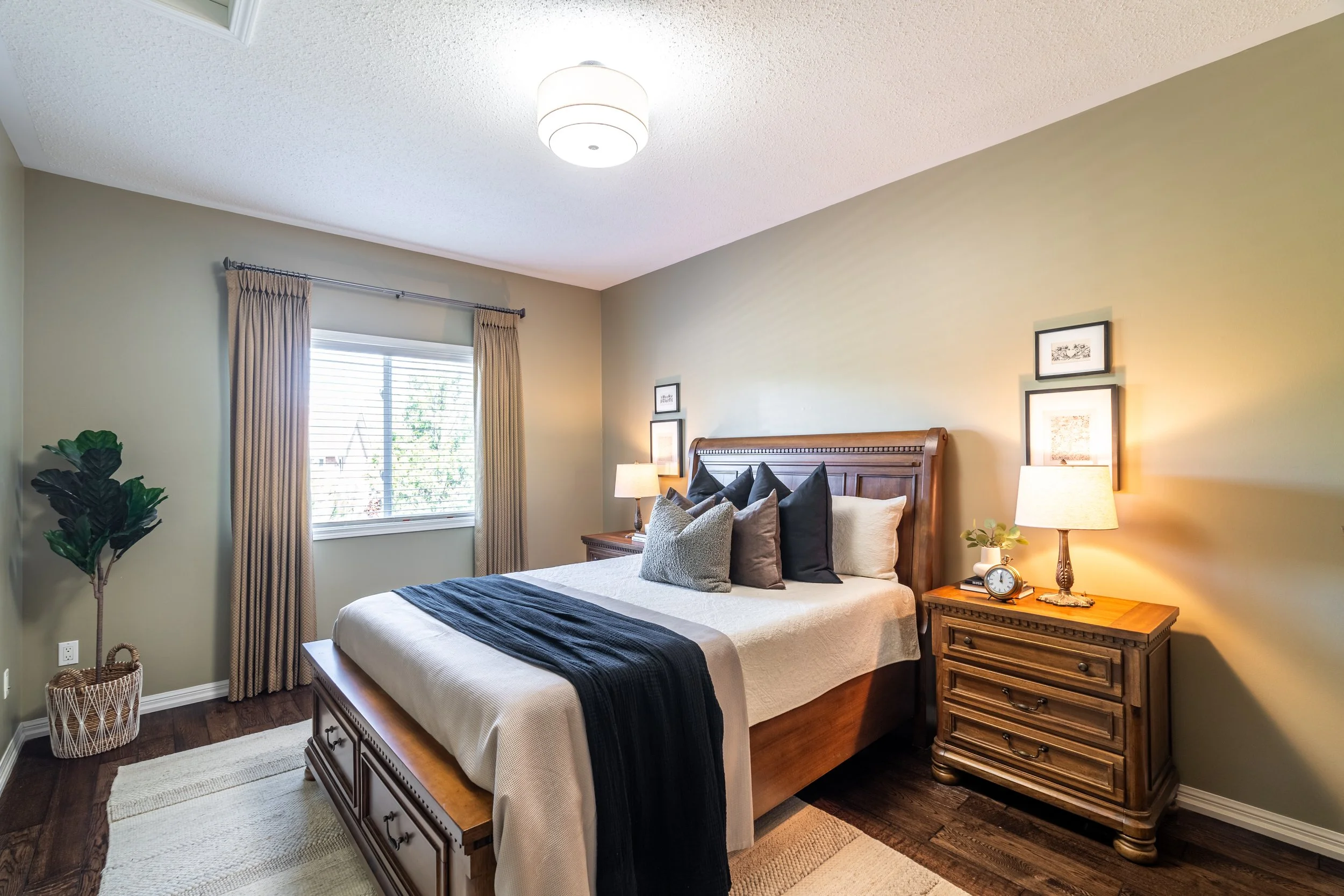 Frameless - 55 Meadow's End - 034.jpg