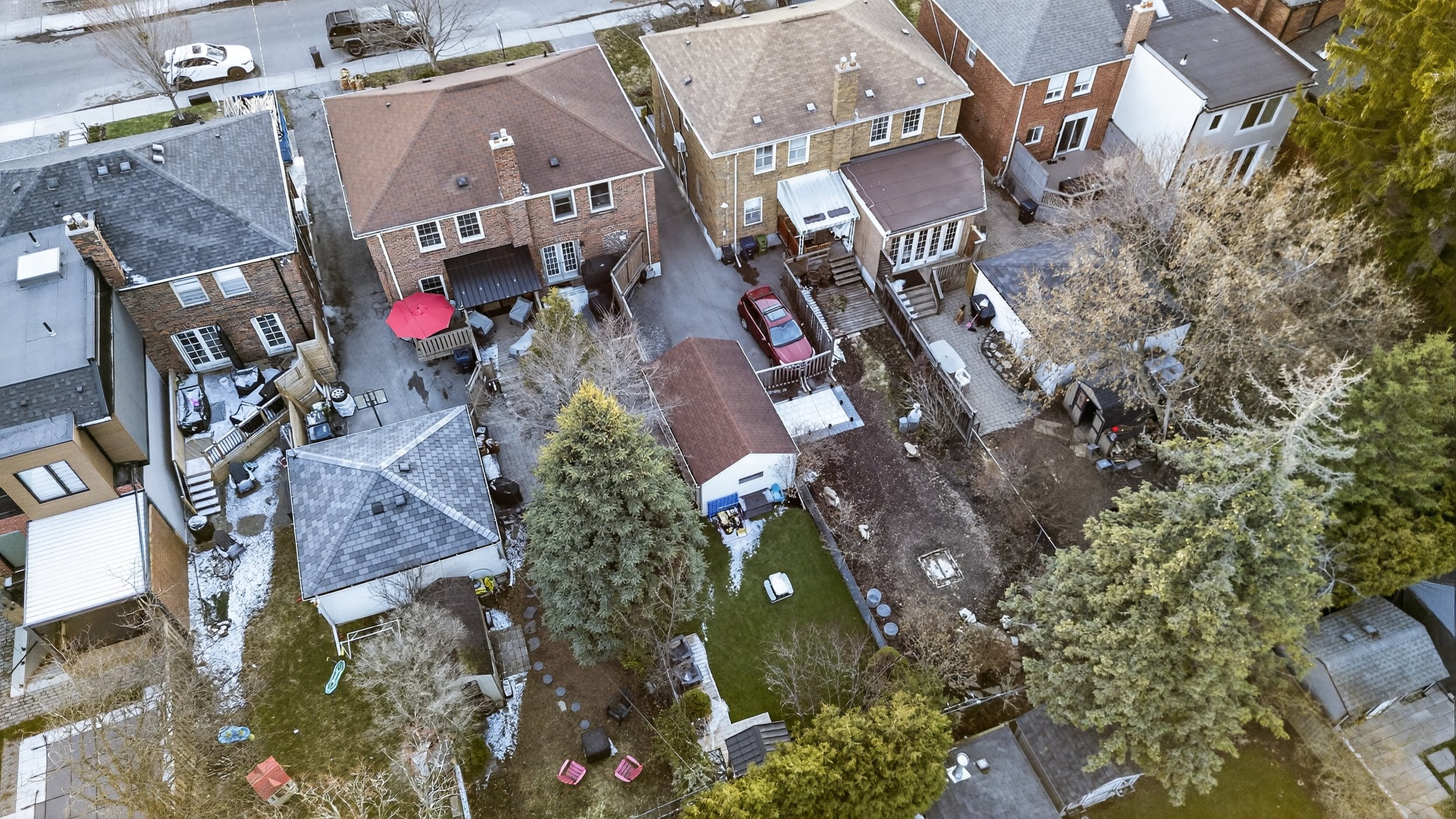 Frameless - 505 Sutherland -062.jpg