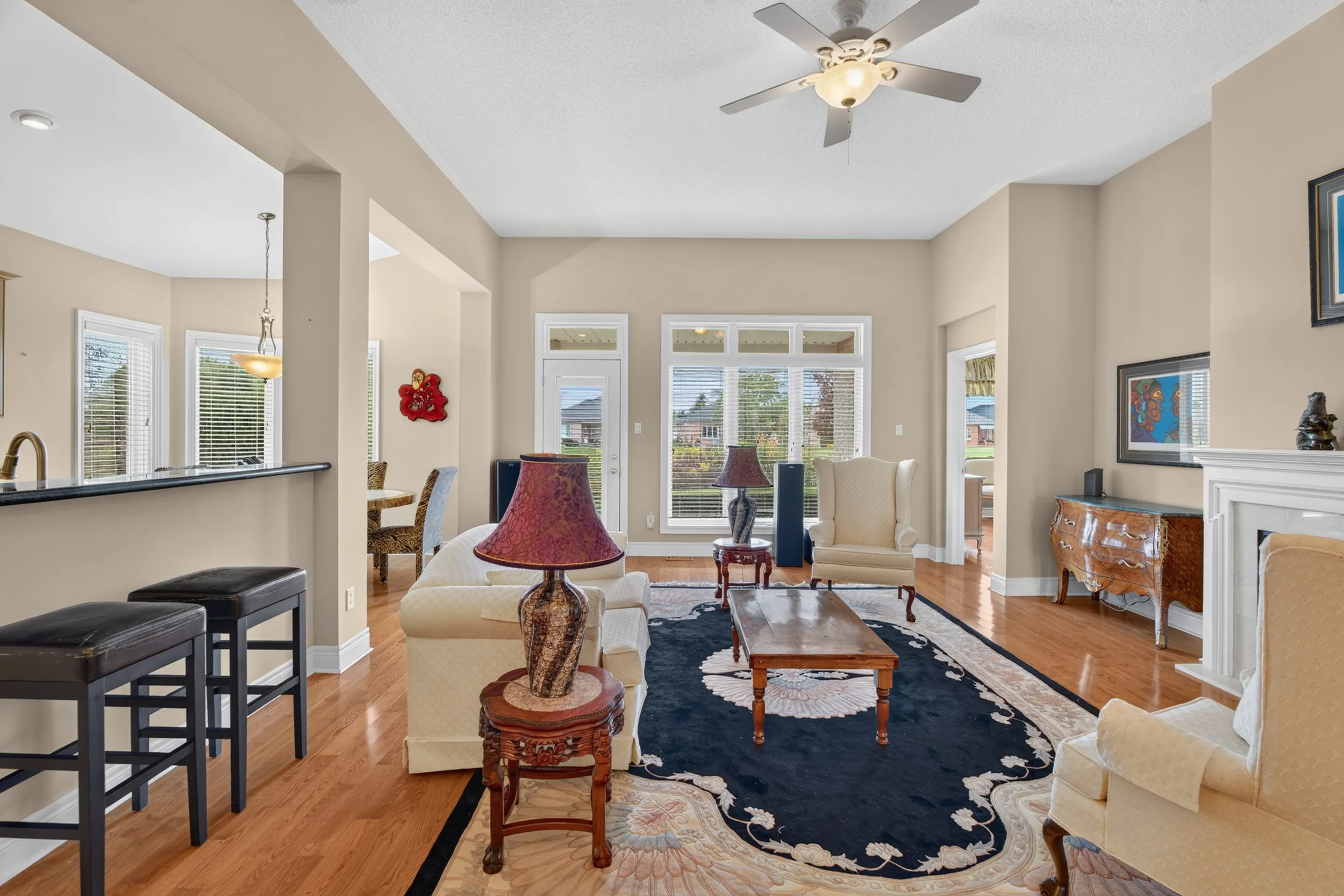 Frameless - 76 McDermott Trail - 015.jpg