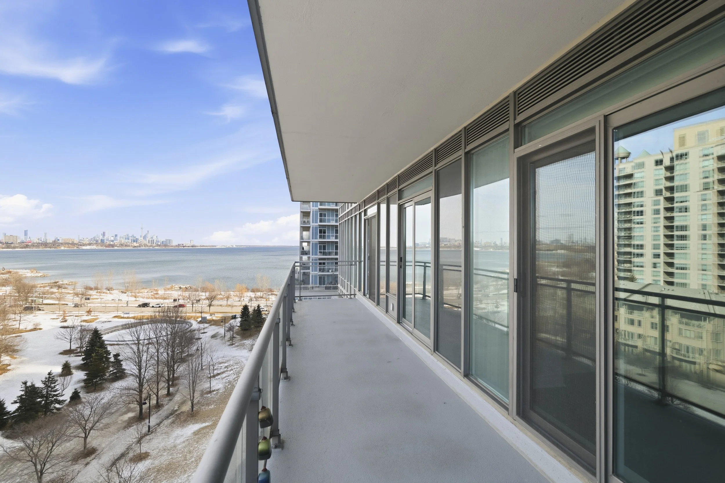 Frameless - 808 2119 Lake Shore Blvd - 019.JPG