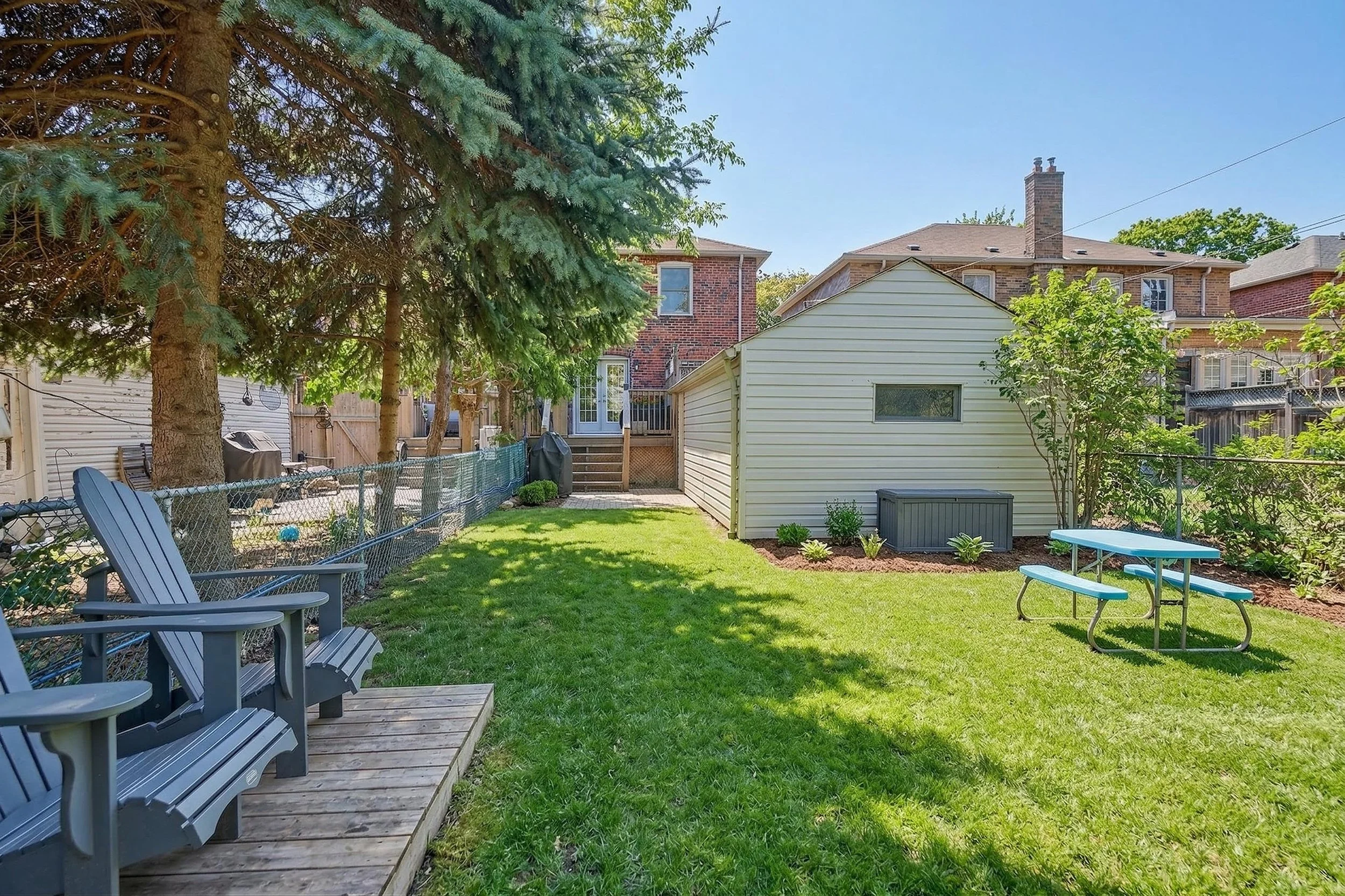 Frameless - 505 Sutherland -052.jpg