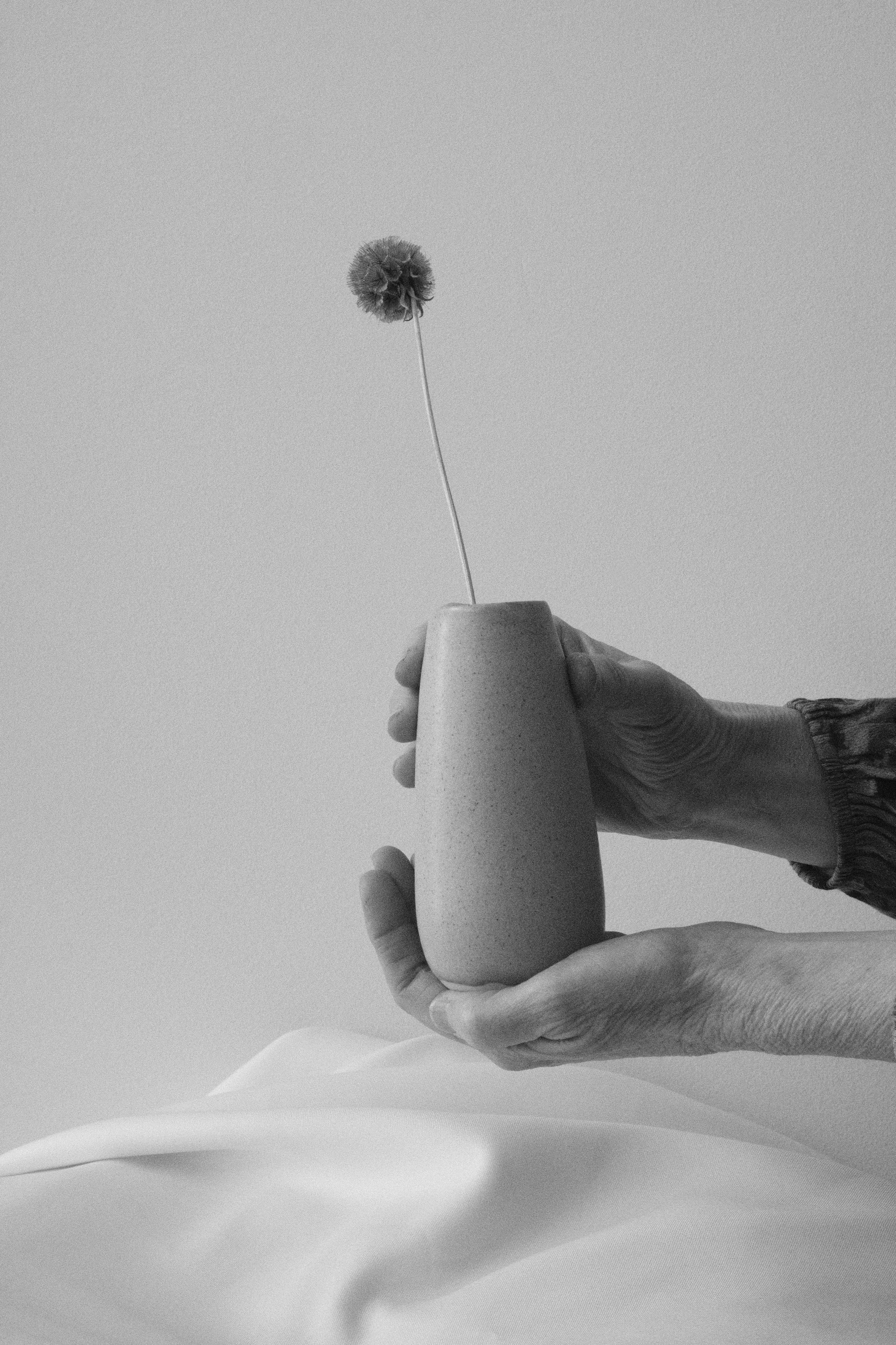Slender Vase 01.jpg