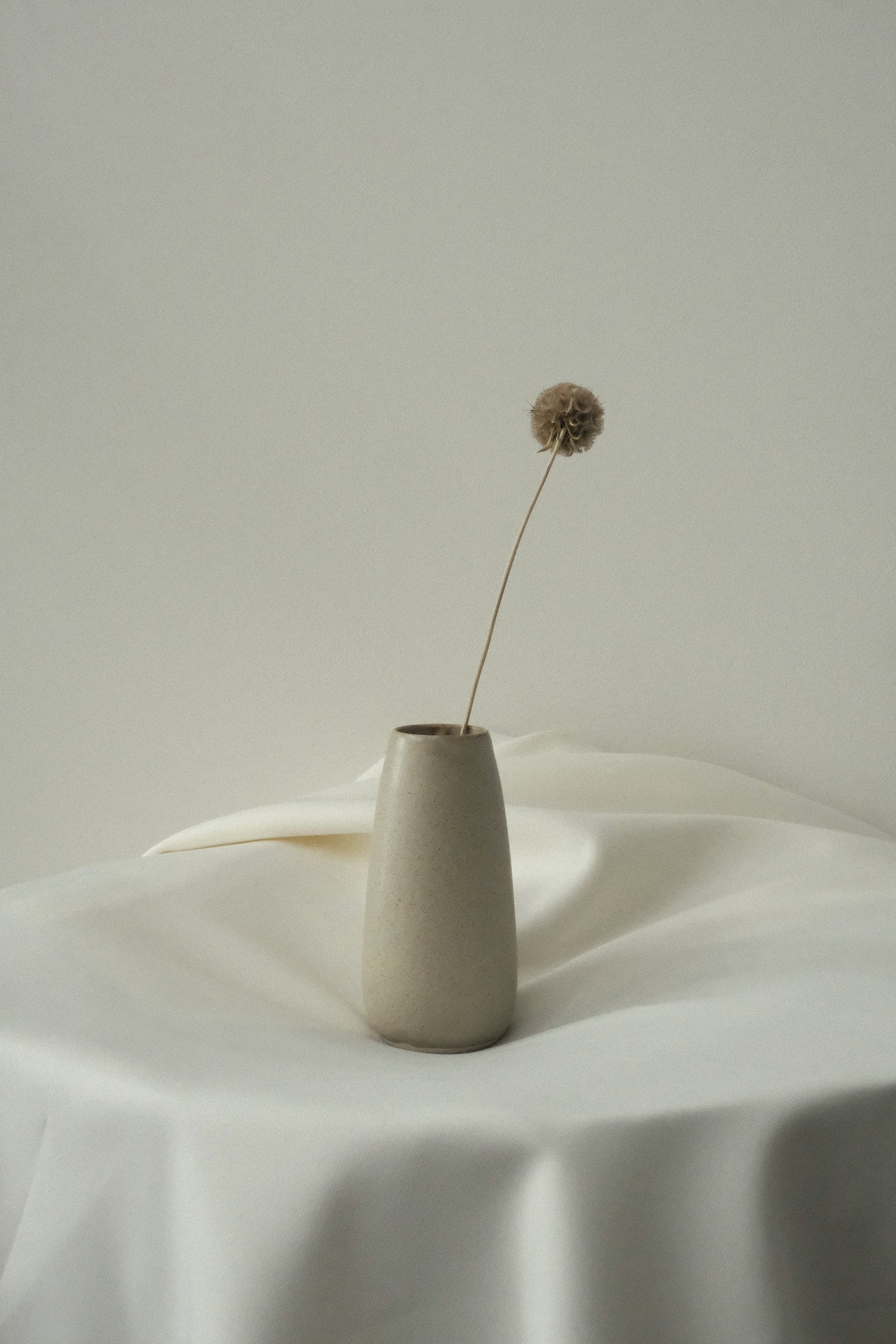 Slender Vase 03.jpg