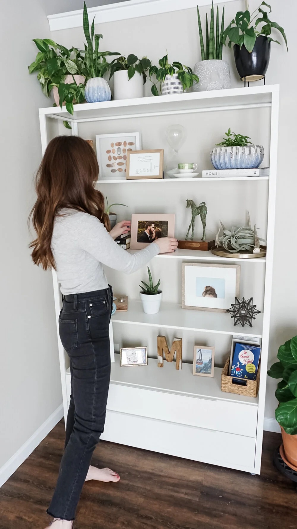 How To Style Shelves