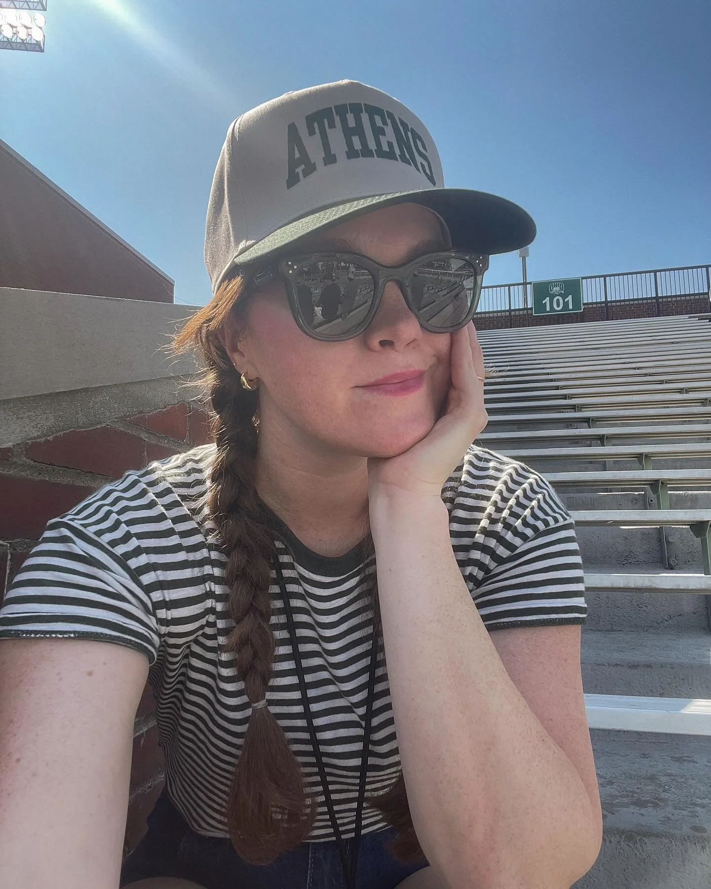 WEEK THREE RECAP 💚✨
✨ BOBCATS WIN (and I took a nap in the stadium).
✨Creamy underbellies in Atlantic City. 
✨The East Atlantic smoothie from @bungalowbowls literally saving my life (thanks for the rec @carey_goodman). 
✨Ulysses scoring touchdowns.