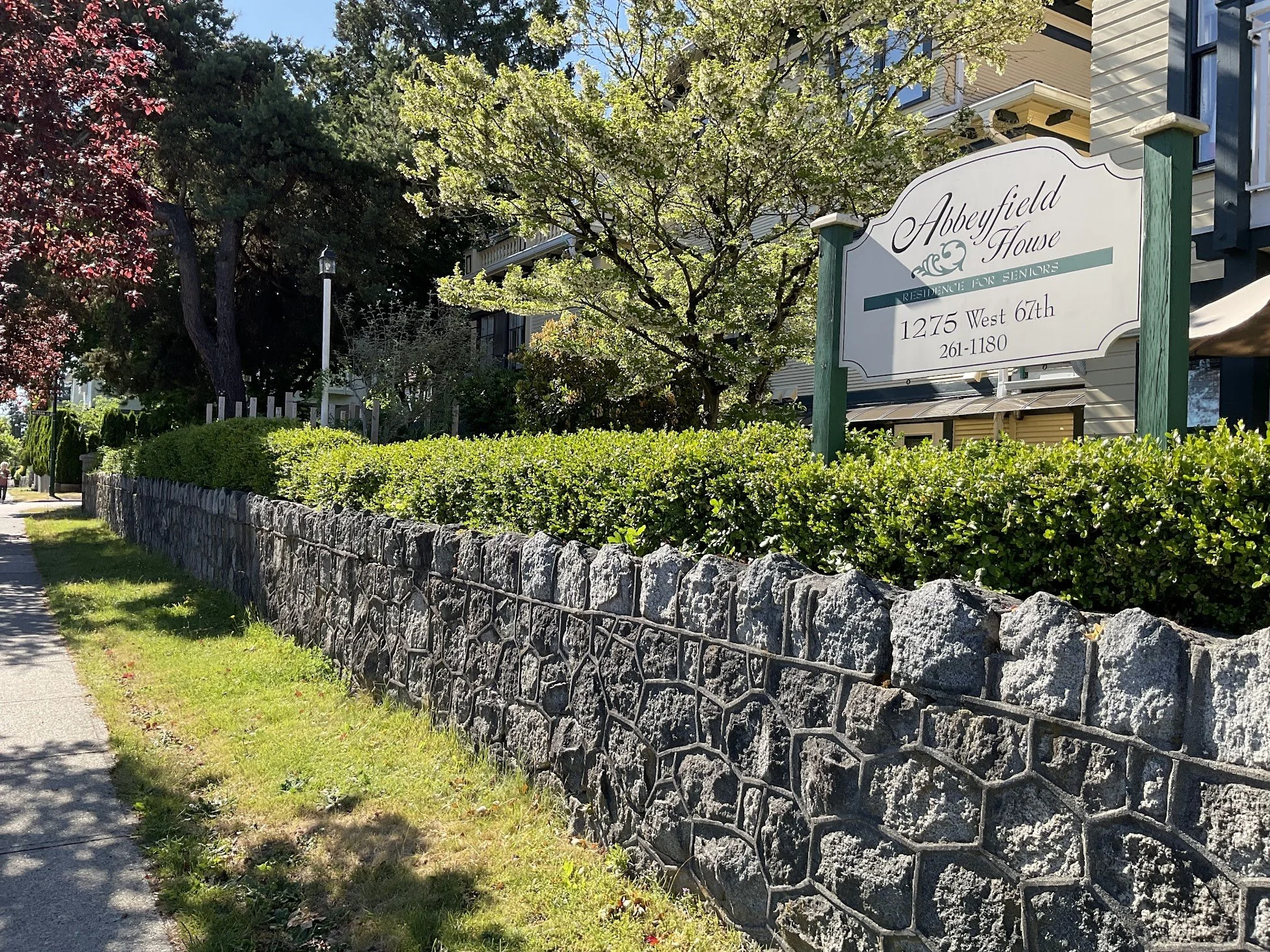 Abbeyfield Houses, sidewalk