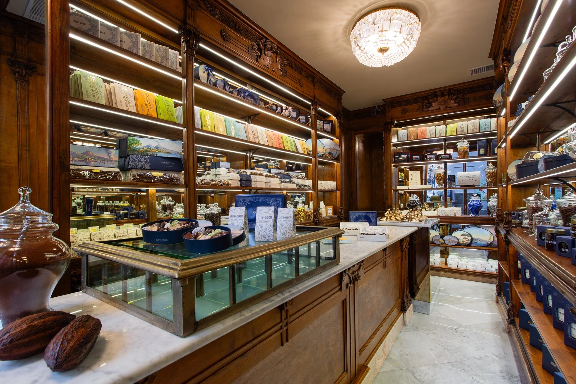 Gay Odin shop on the Via Chiaia, Naples