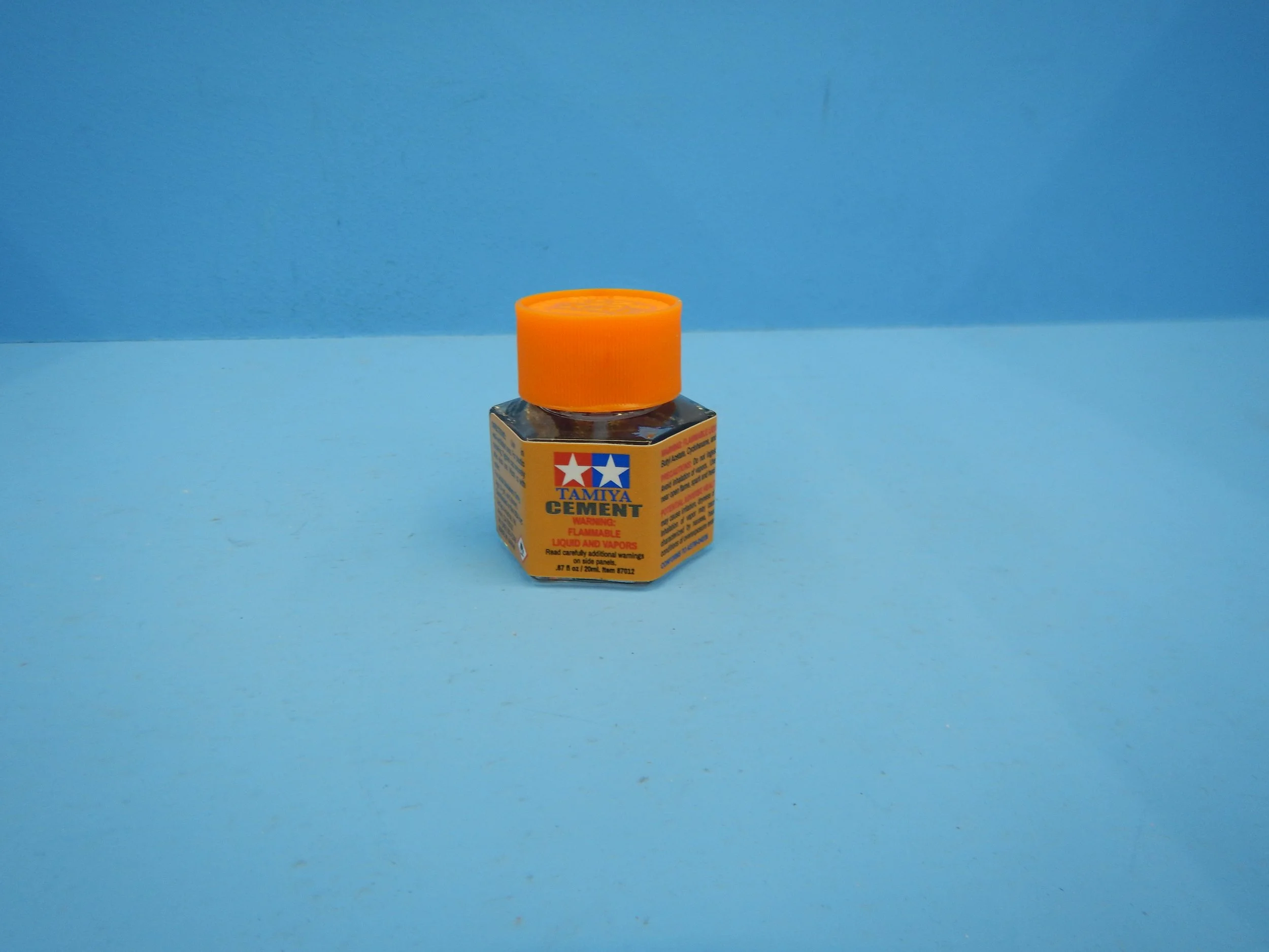 PLASTIC CEMENT, 20 ML BOTTLE, INVENTORY MOVED, TAM87012