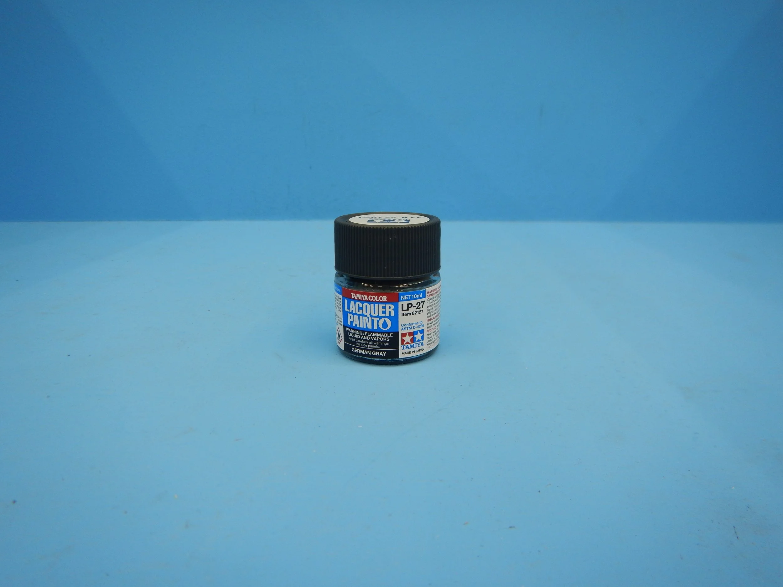 GERMAN GRAY LAQUER PAINT, LP27, INVENTORY MOVED, TAM82127