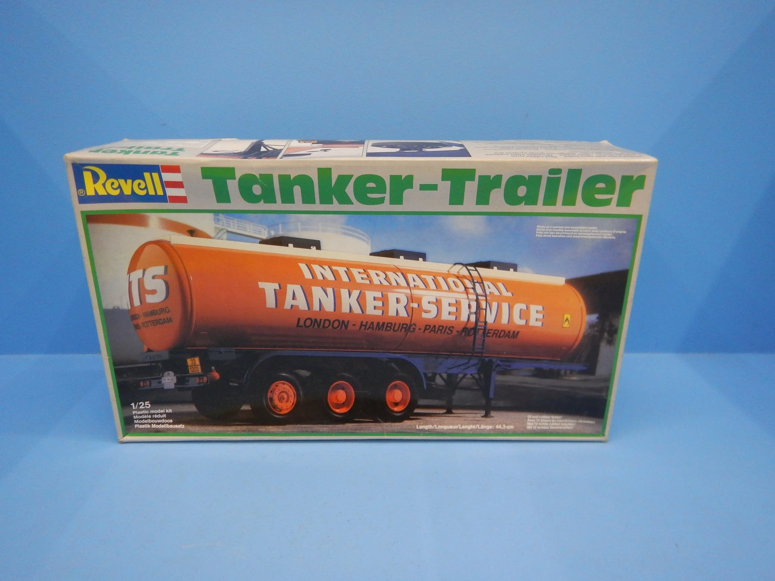 EUROPEAN TRI-AXLE TANK TRAILER, INVENTORY MOVED, 7431OBTS