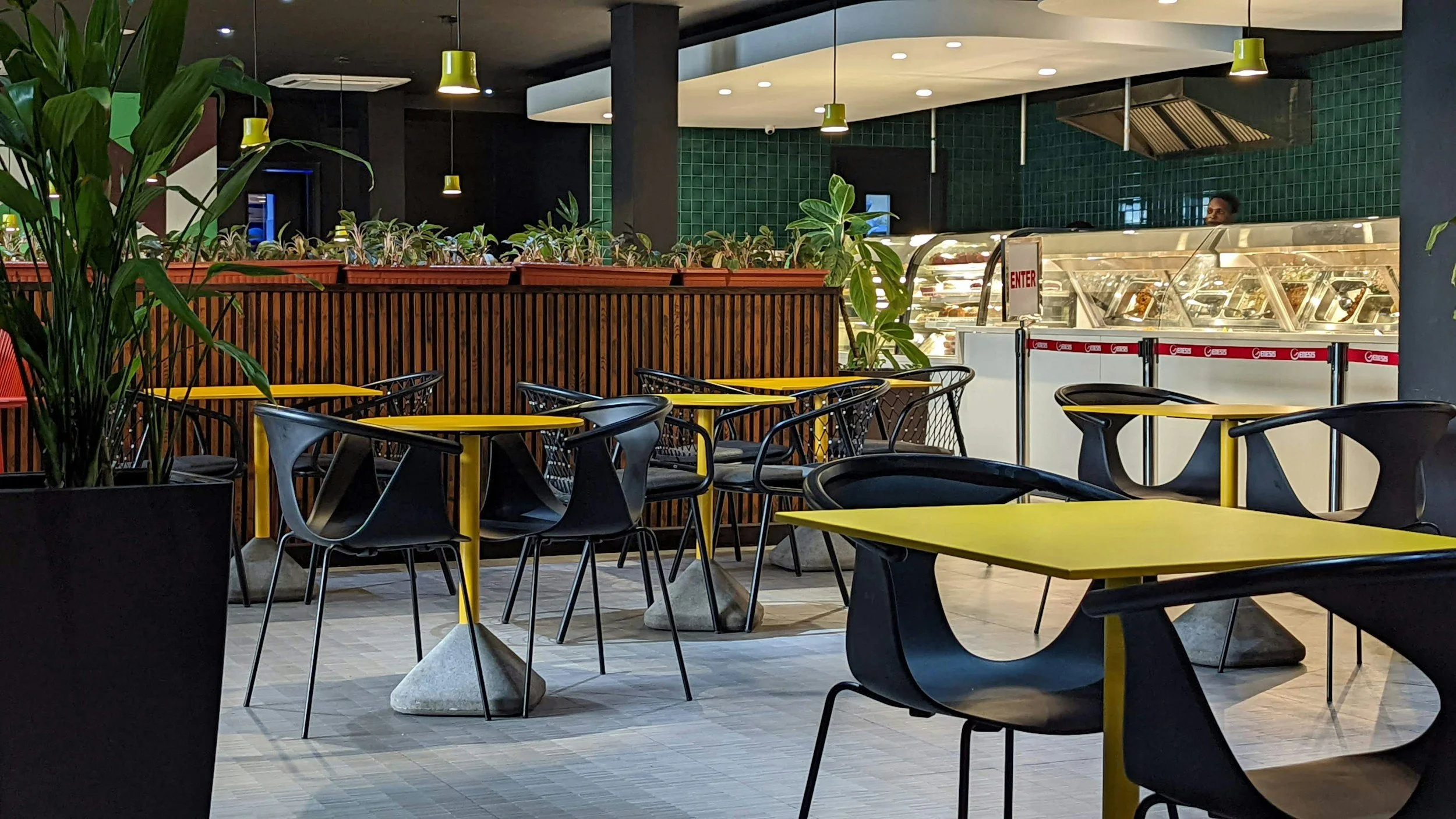 Effortless Maintenance: Polyaspartic Polyurea Floor Coating Benefits for Restaurants in Bethany OK