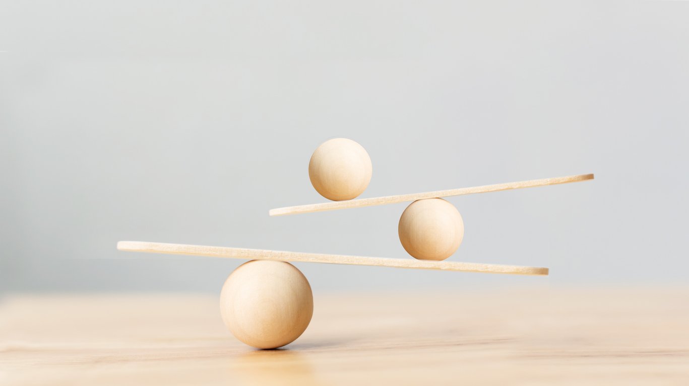 Cashflow 101, Part 4: Factoring VS. a Loan