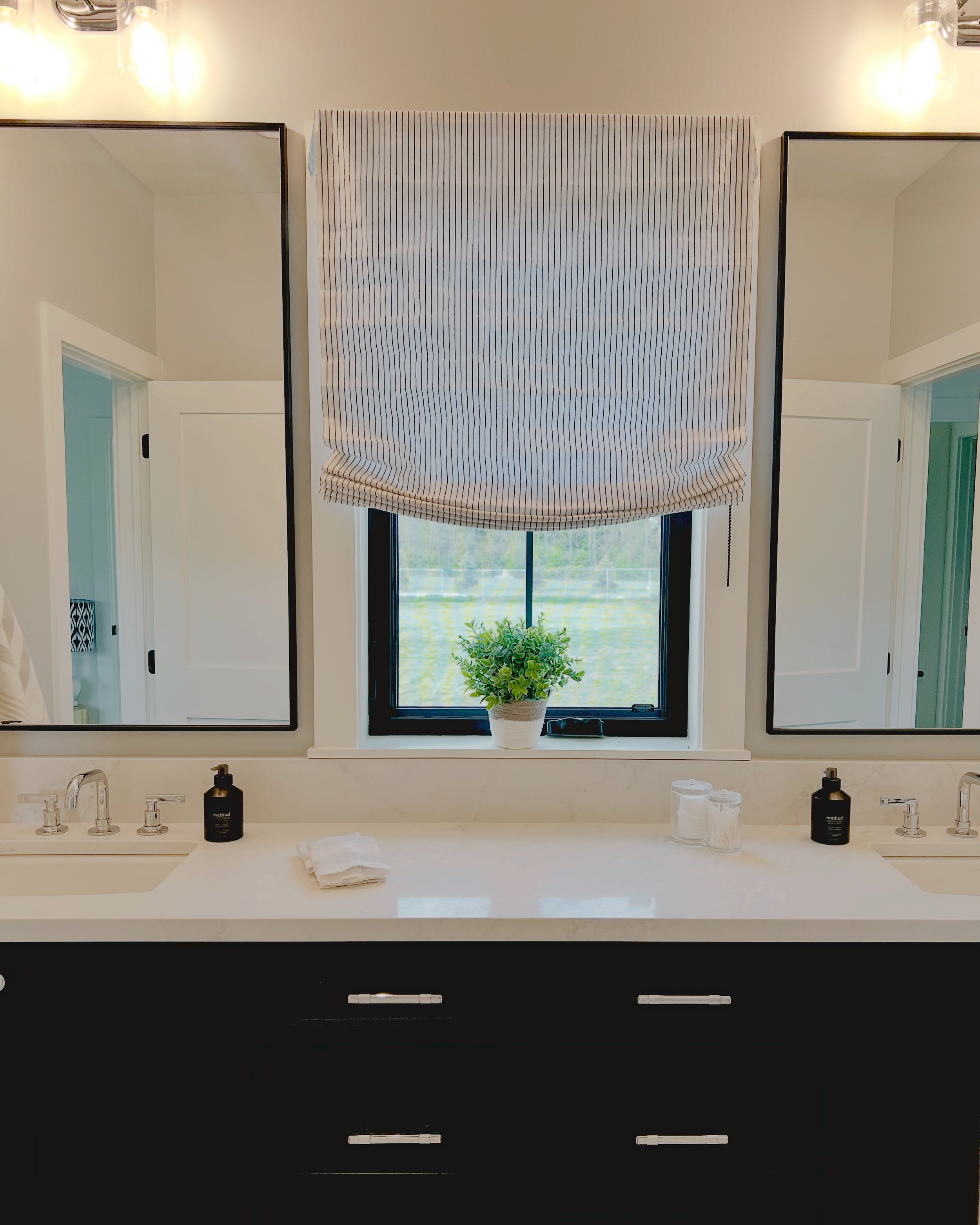 66D5917C-6700-4C8E-B426-00CA5EB62840 2.jpg