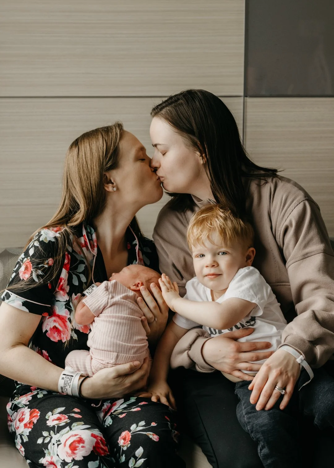 ashLEYstanLEYphotography_AkronHospitalSession_Keegan_Fresh48-110_websize.jpg