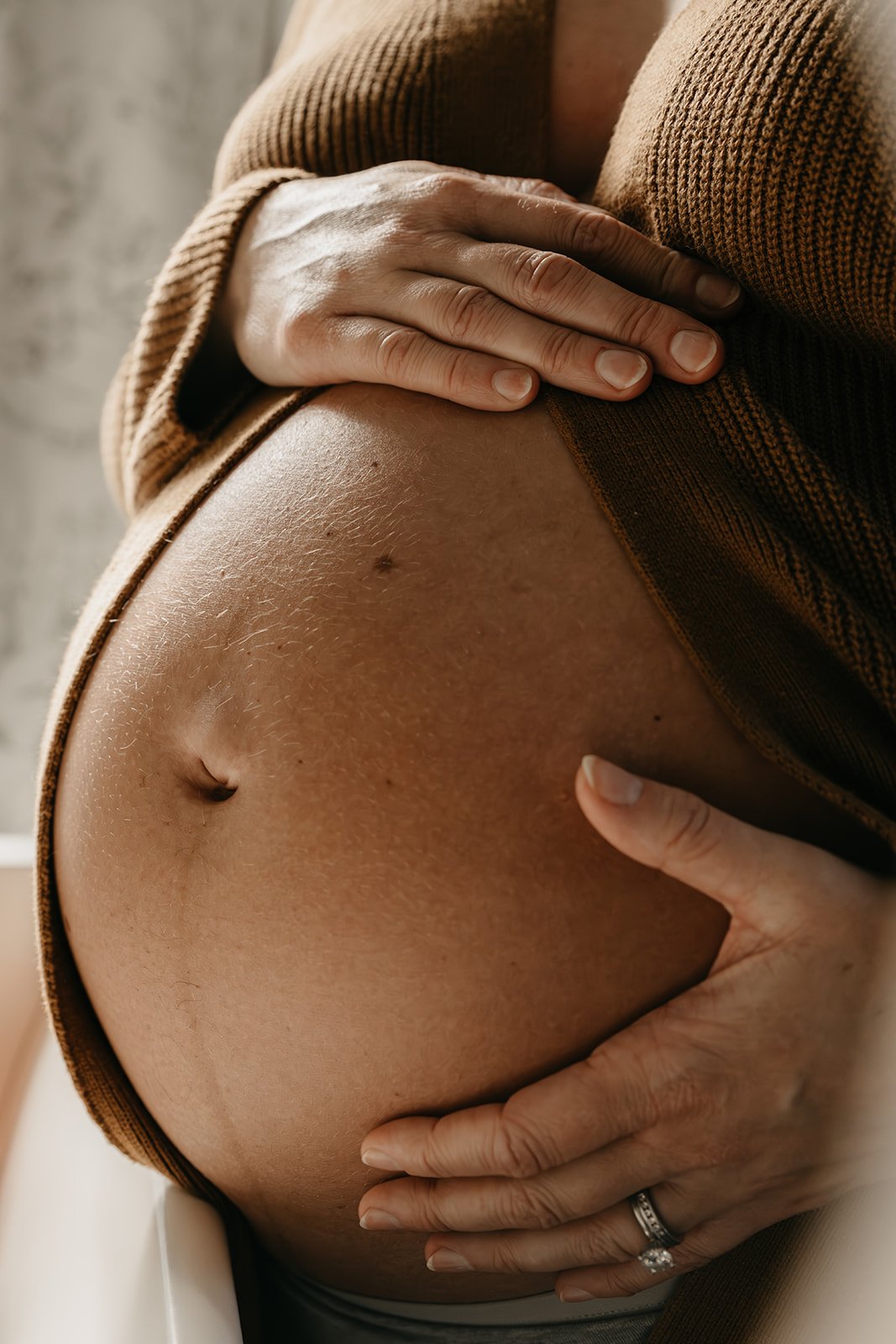 ashLEYstanLEYphotography_Gaby.Maternity.Session-67_websize.jpg