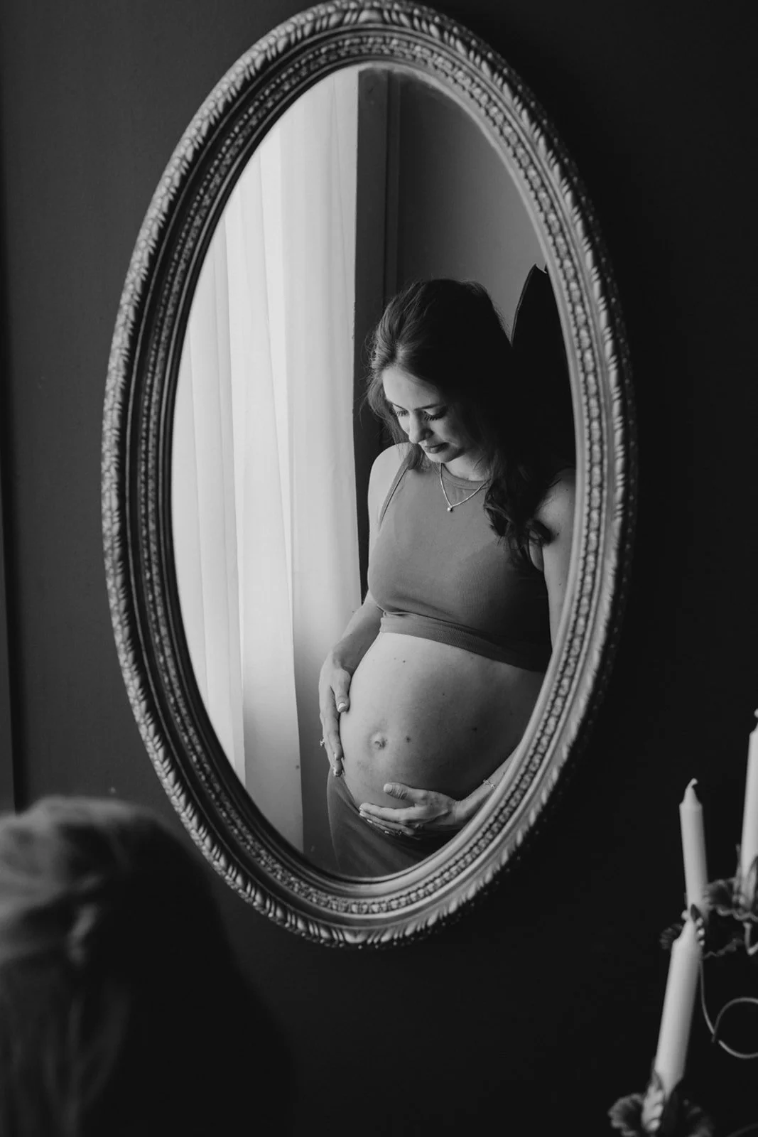ashLEYstanLEYphotography_Sara+James_SixthCityStudio_Maternity-39.jpg
