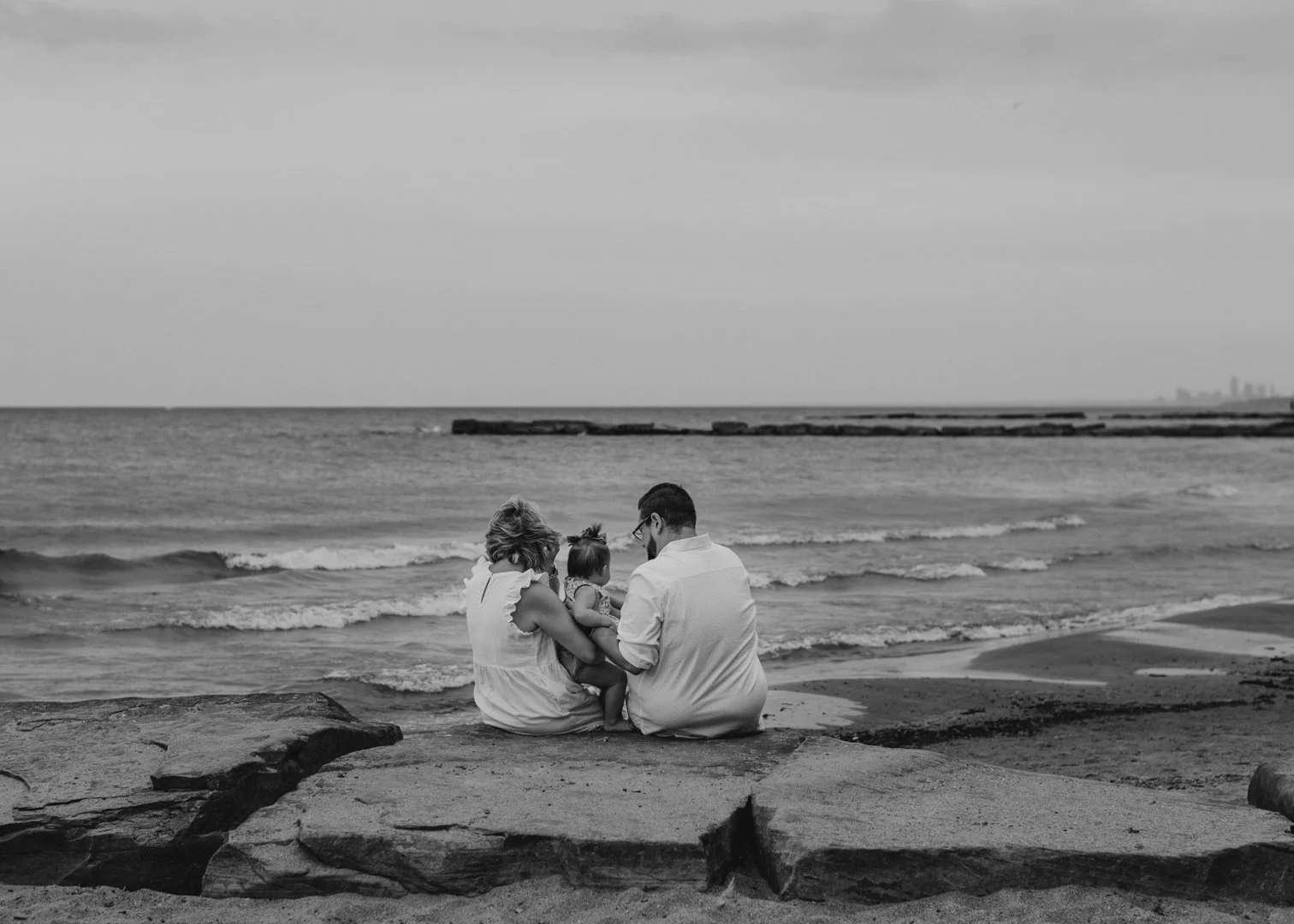 ashLEYstanLEYphotography_TheRomans_BeachFamilySession-32.jpg