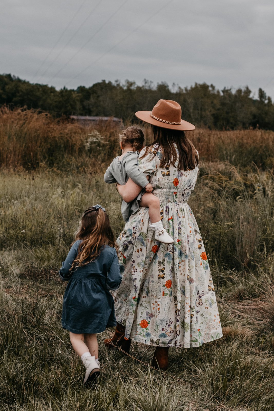 ashLEYstanLEYphotography_Tuleta_Family Session_Fall2024-69.jpg