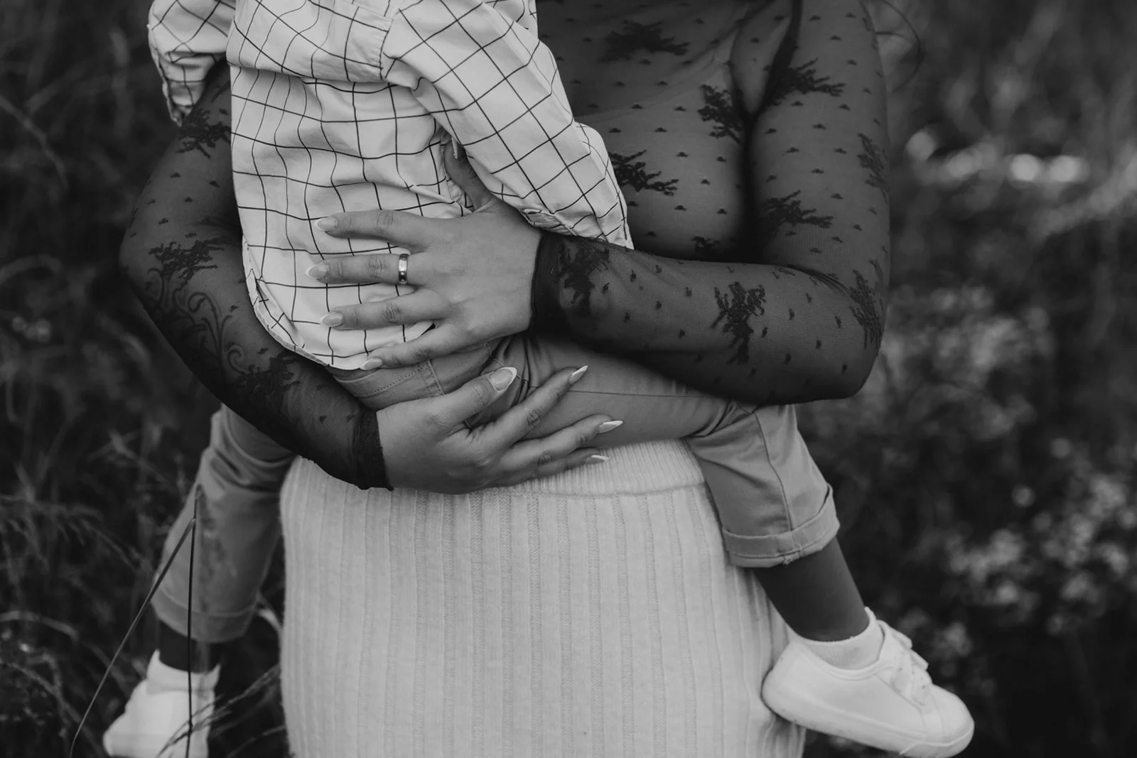 ashLEYstanLEYphotography_Teresita+Son_portraits-13_websize.jpg