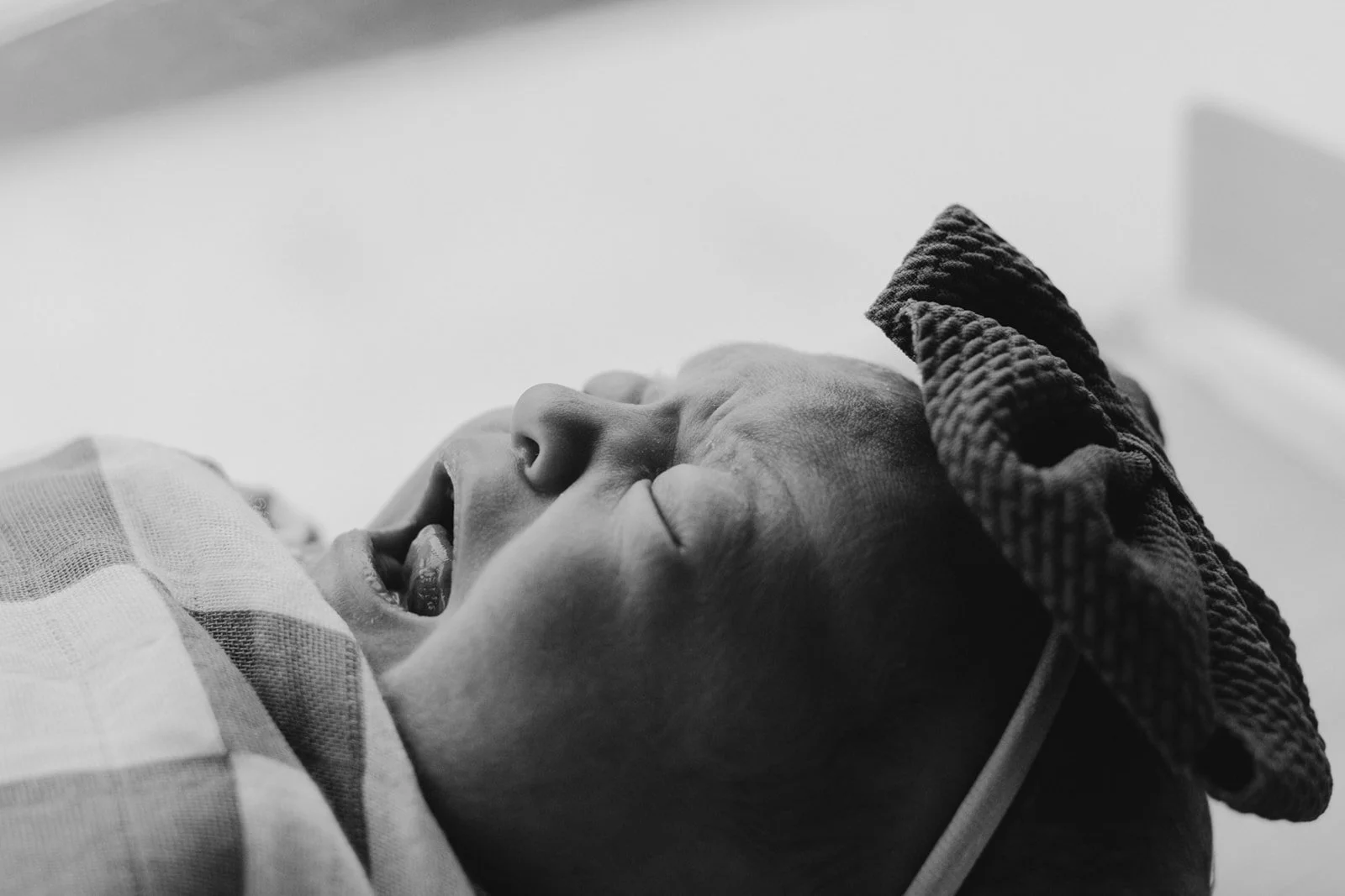 ashLEYstanLEYphotography_Katlyn-SawyerJo_Fresh48_FairviewHospital-58_websize.jpg