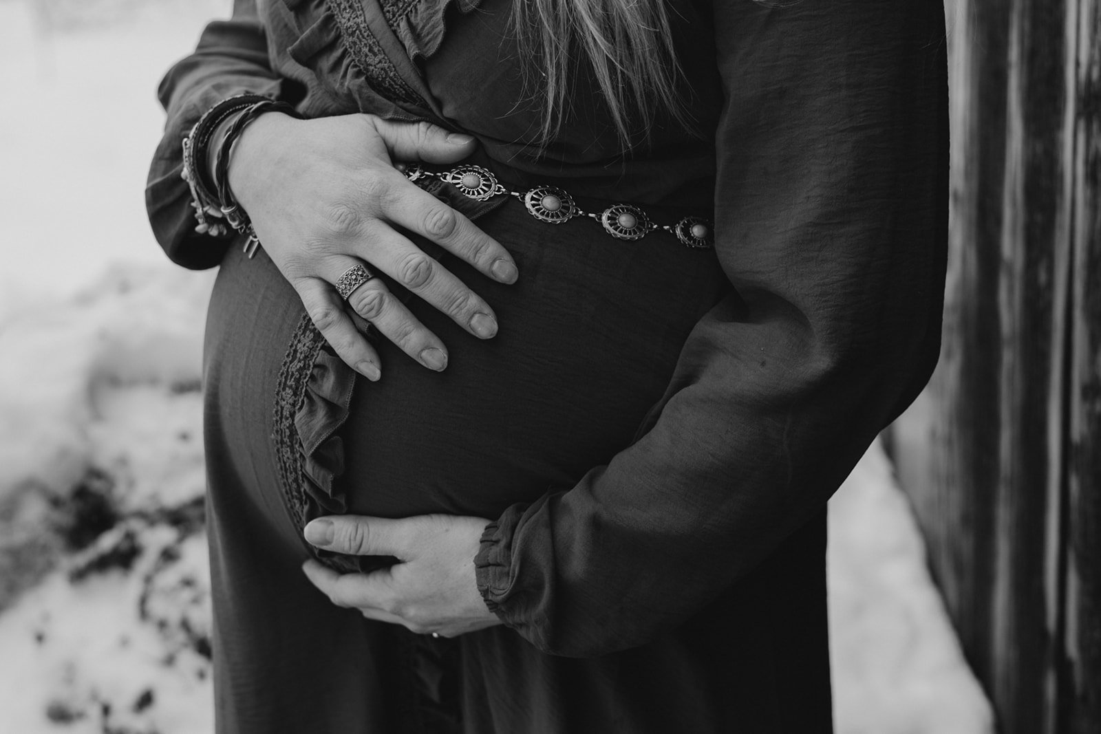 ashLEYstanLEYphotography__Jessica-Skye_Maternity-2.jpg