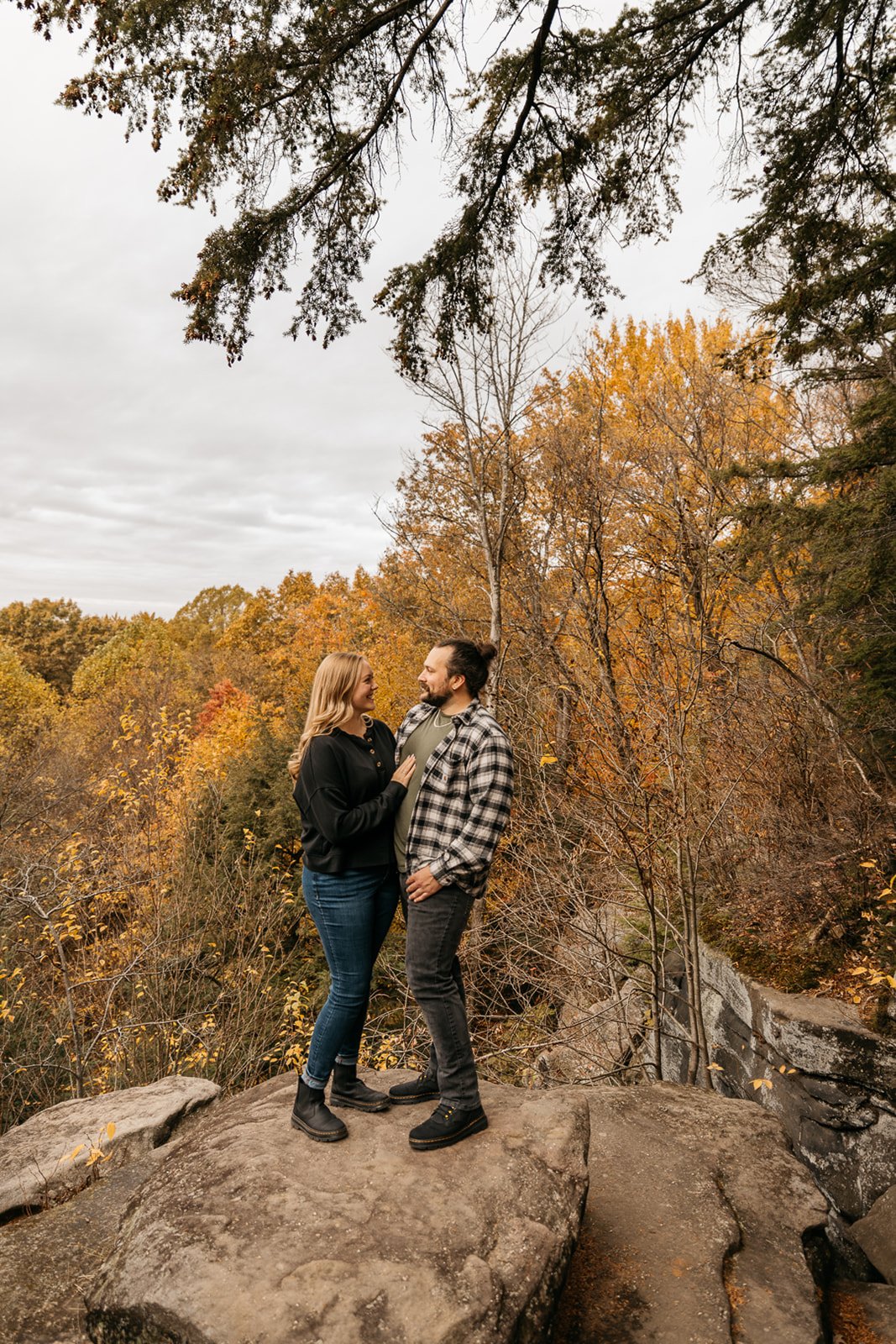 ashLEYstanLEYphotography__CuyahogaValleyNationalPark_Audrey+Nathan_engagement-2.jpg