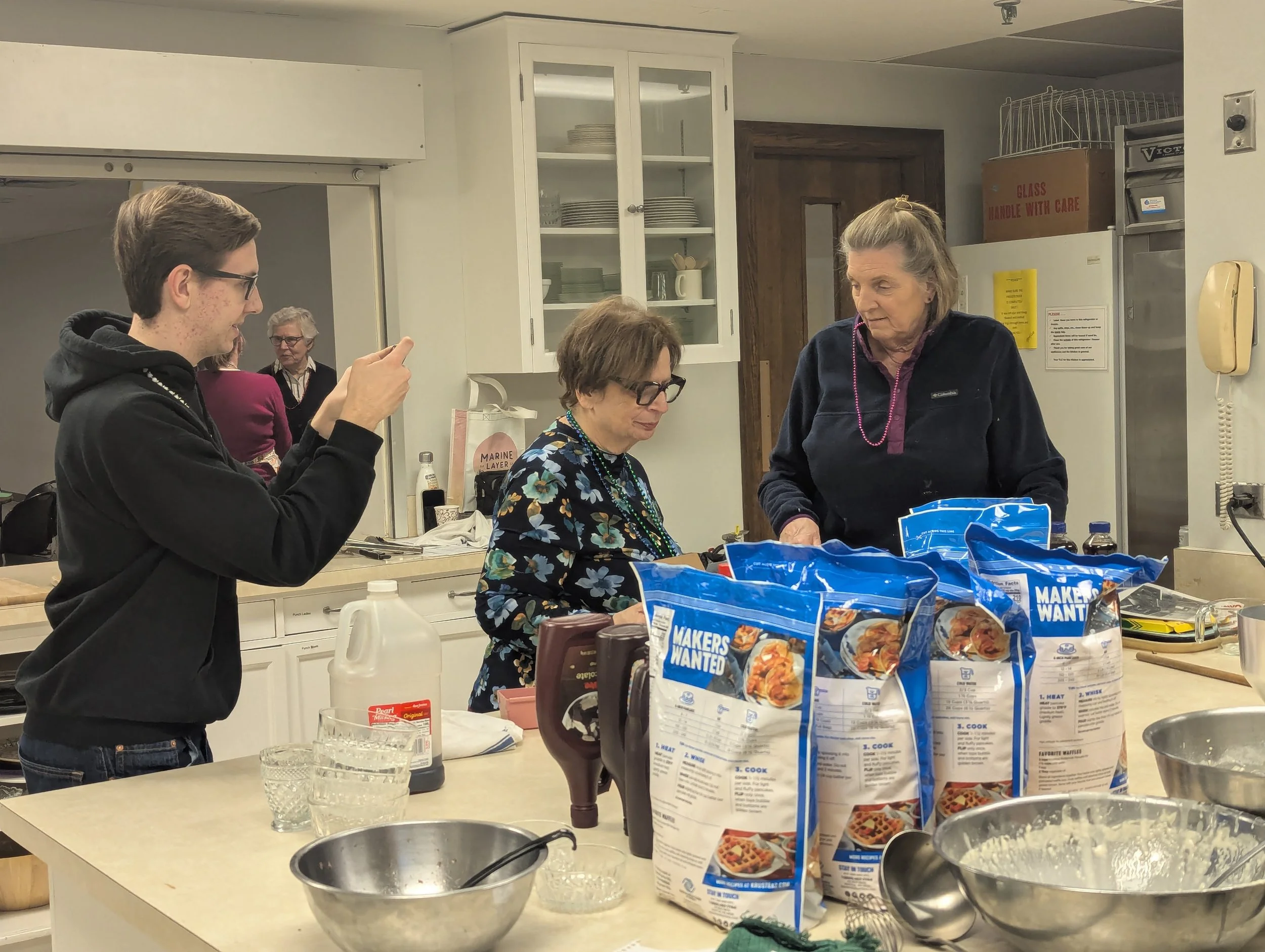 Ben taking photo of Holly and Pam.jpg