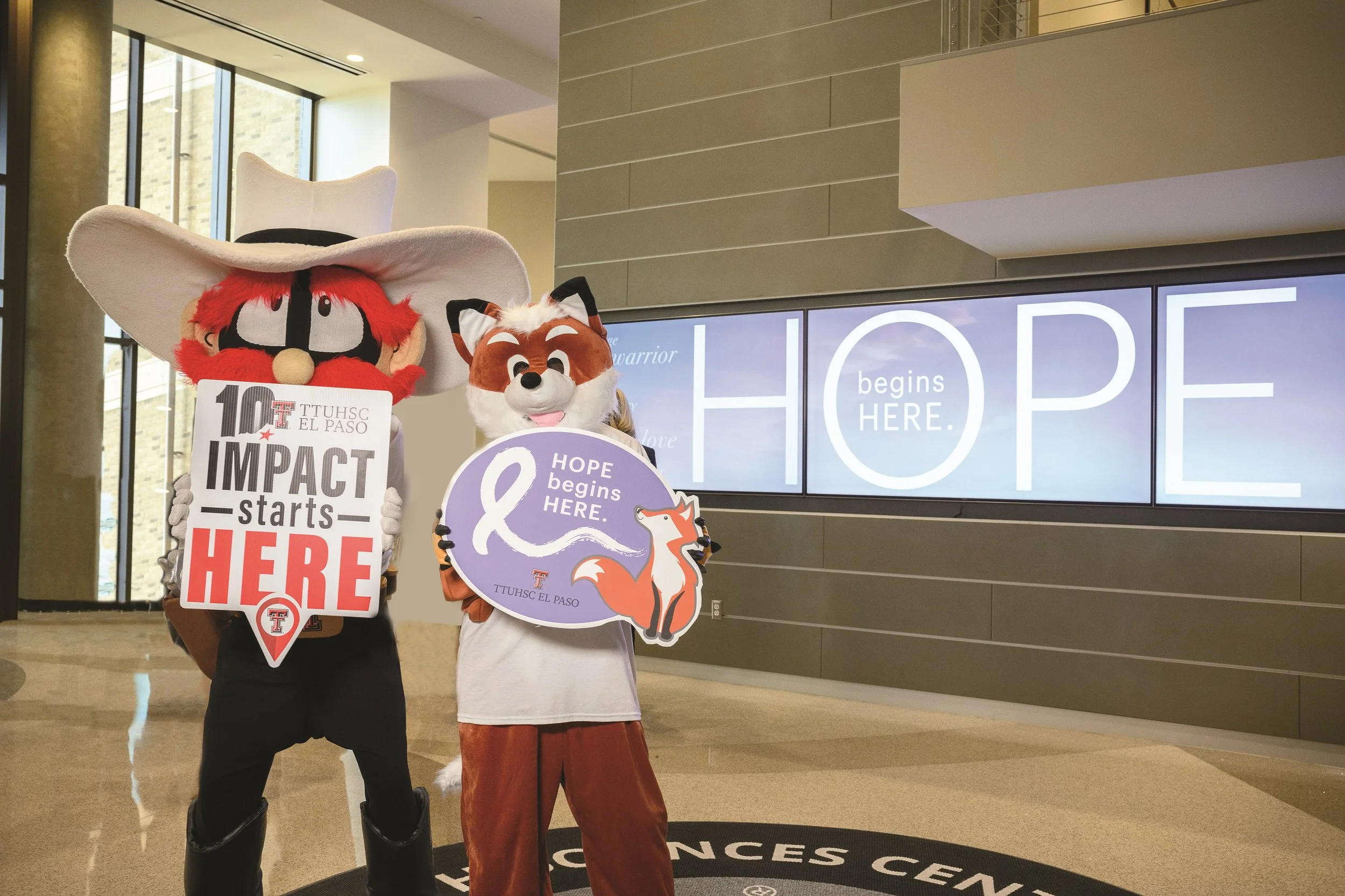 230808_FOXGift_Monitors_039 (1).jpg