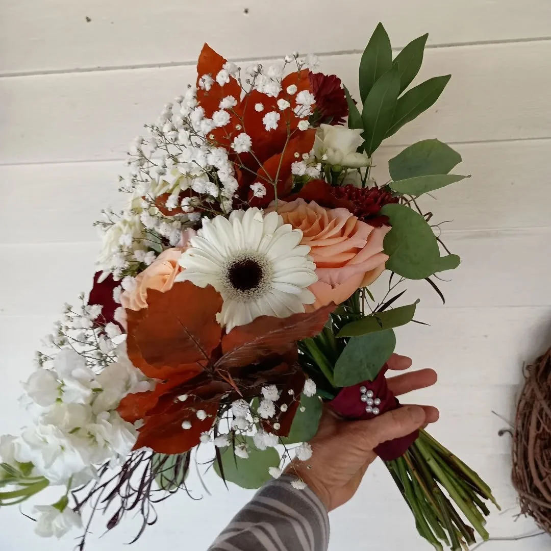 Reminiscing about last summer's weddings. Can't wait to work on this years!