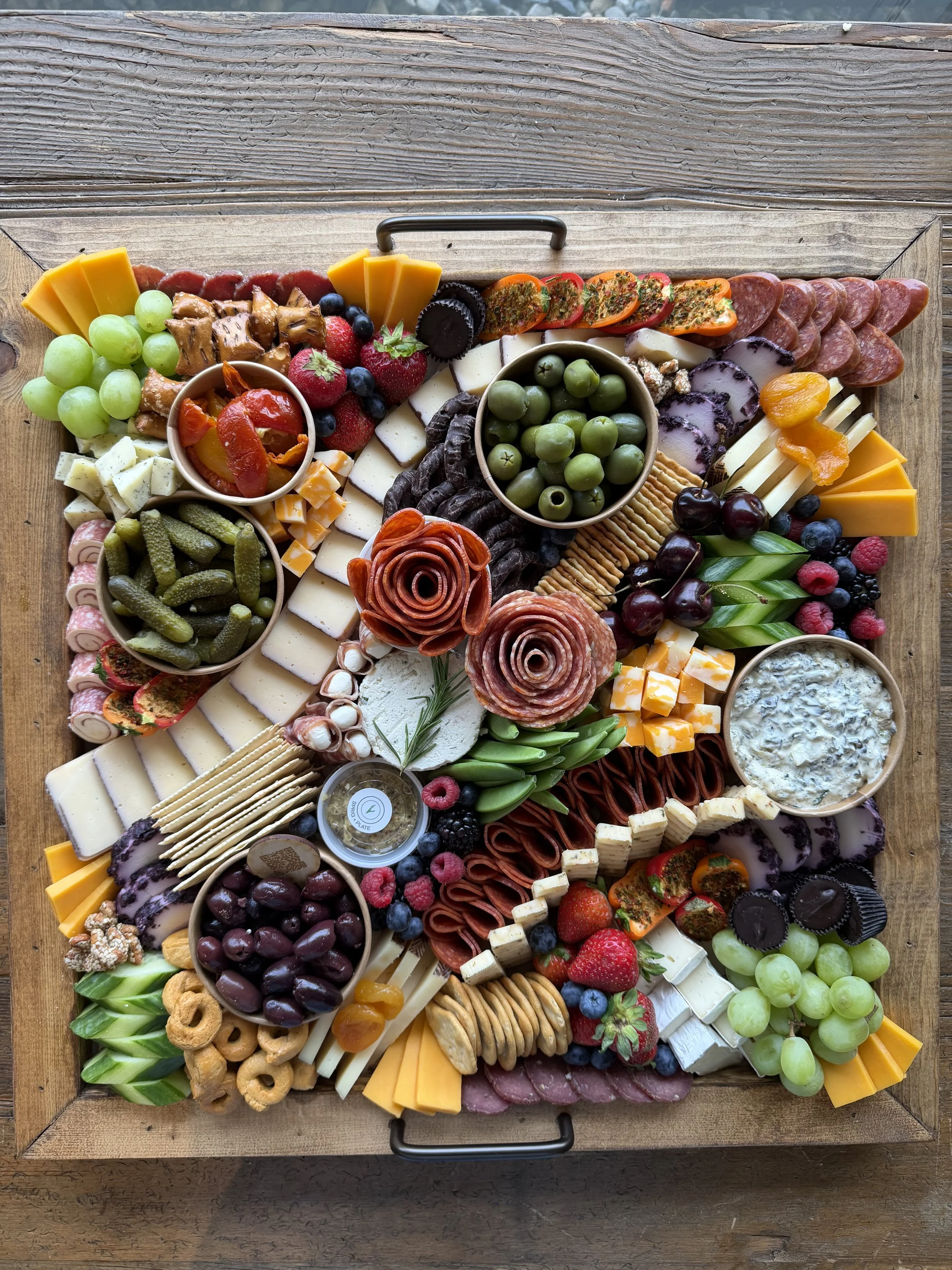 21"x21" (Serves 30-35 / $250)