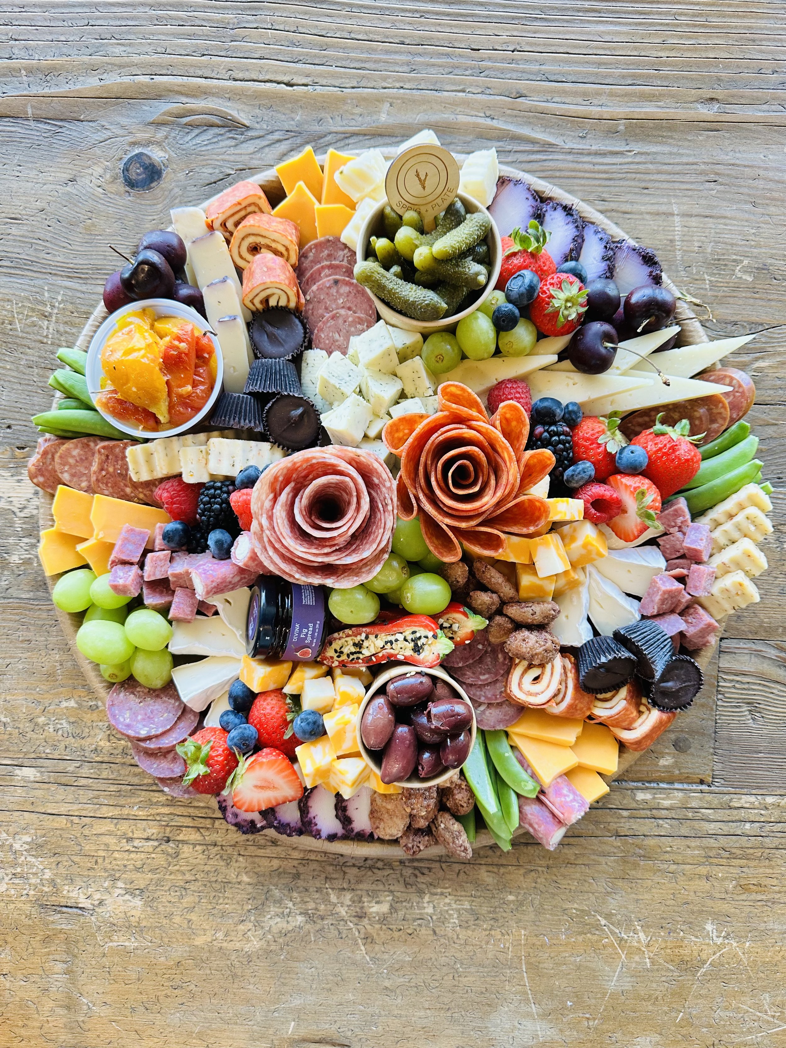 Medium Disposable Charcuterie 