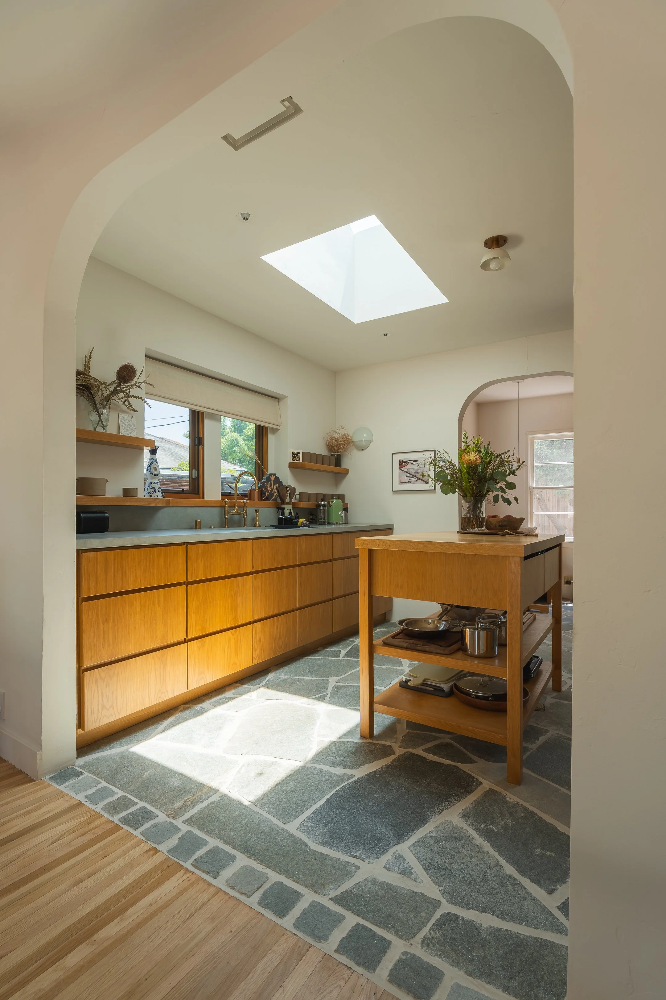 4214 Barryknoll-18.jpg