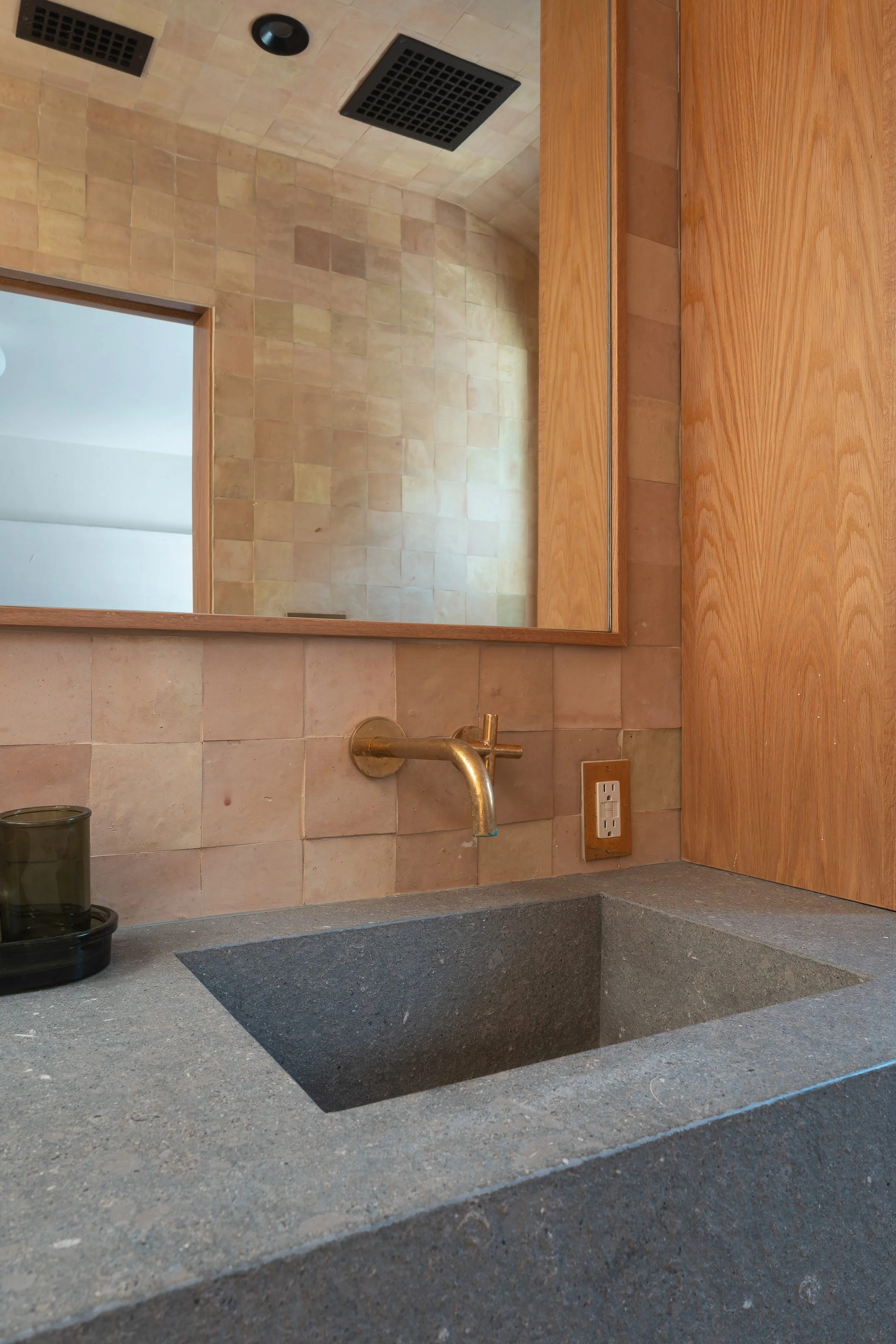 4214 Barryknoll-46.jpg