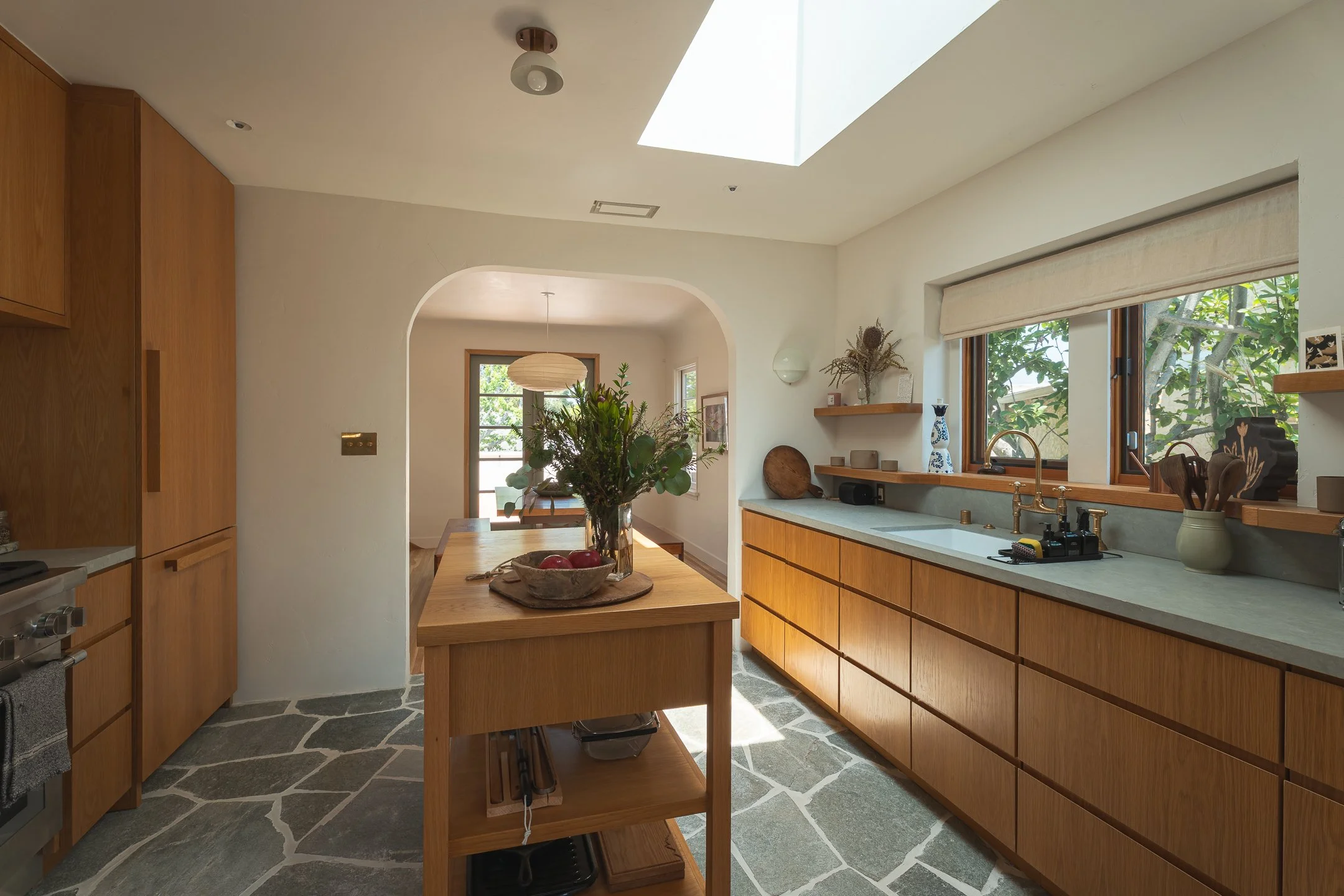 4214 Barryknoll-13.jpg
