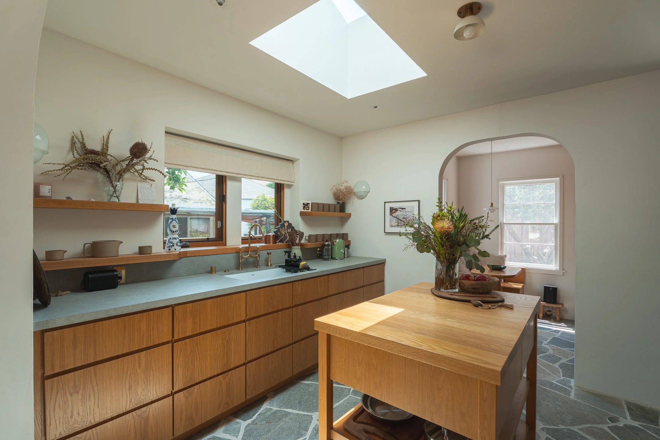 4214 Barryknoll-2.jpg