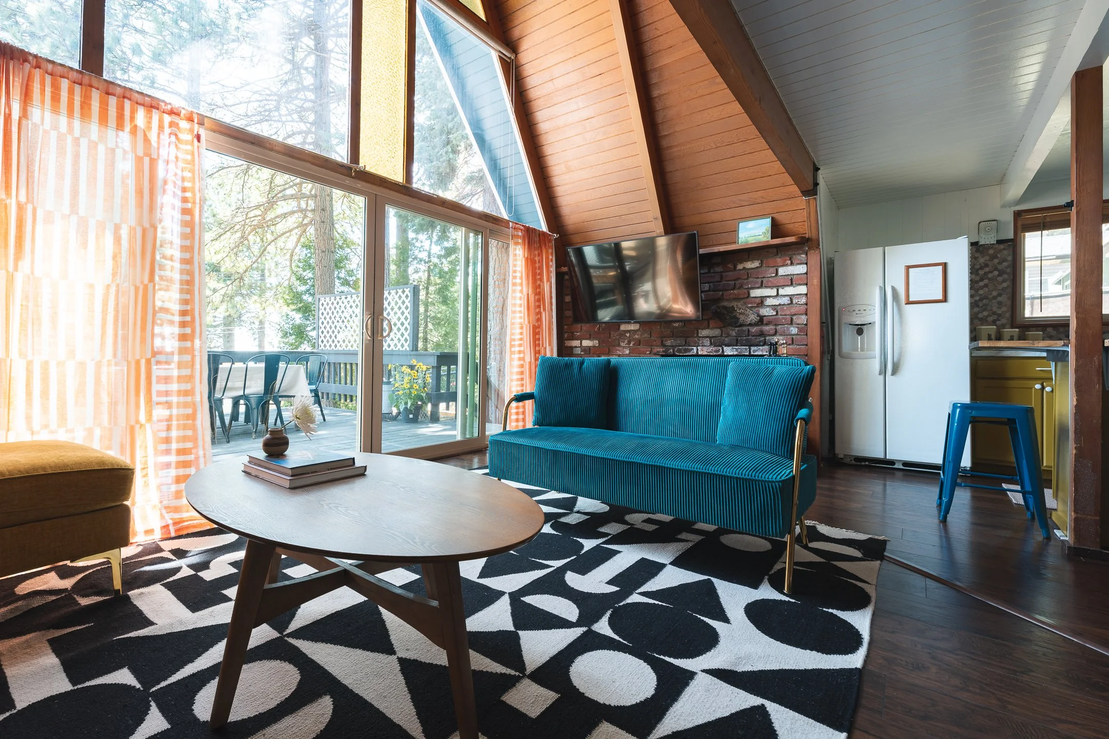 Circle View Dr-2.jpg