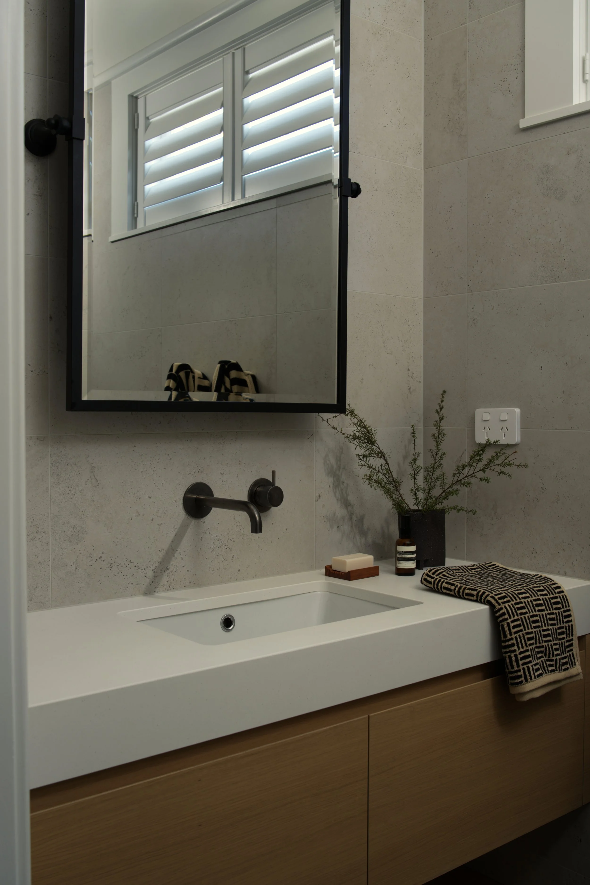 Kanat Studio_Gribblehirst_Ensuite 1.jpg